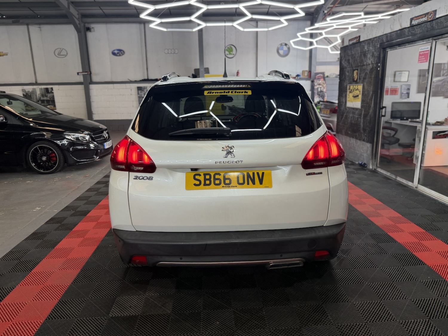 Used Peugeot 2008 2016 for sale - 77979933: Photo 15