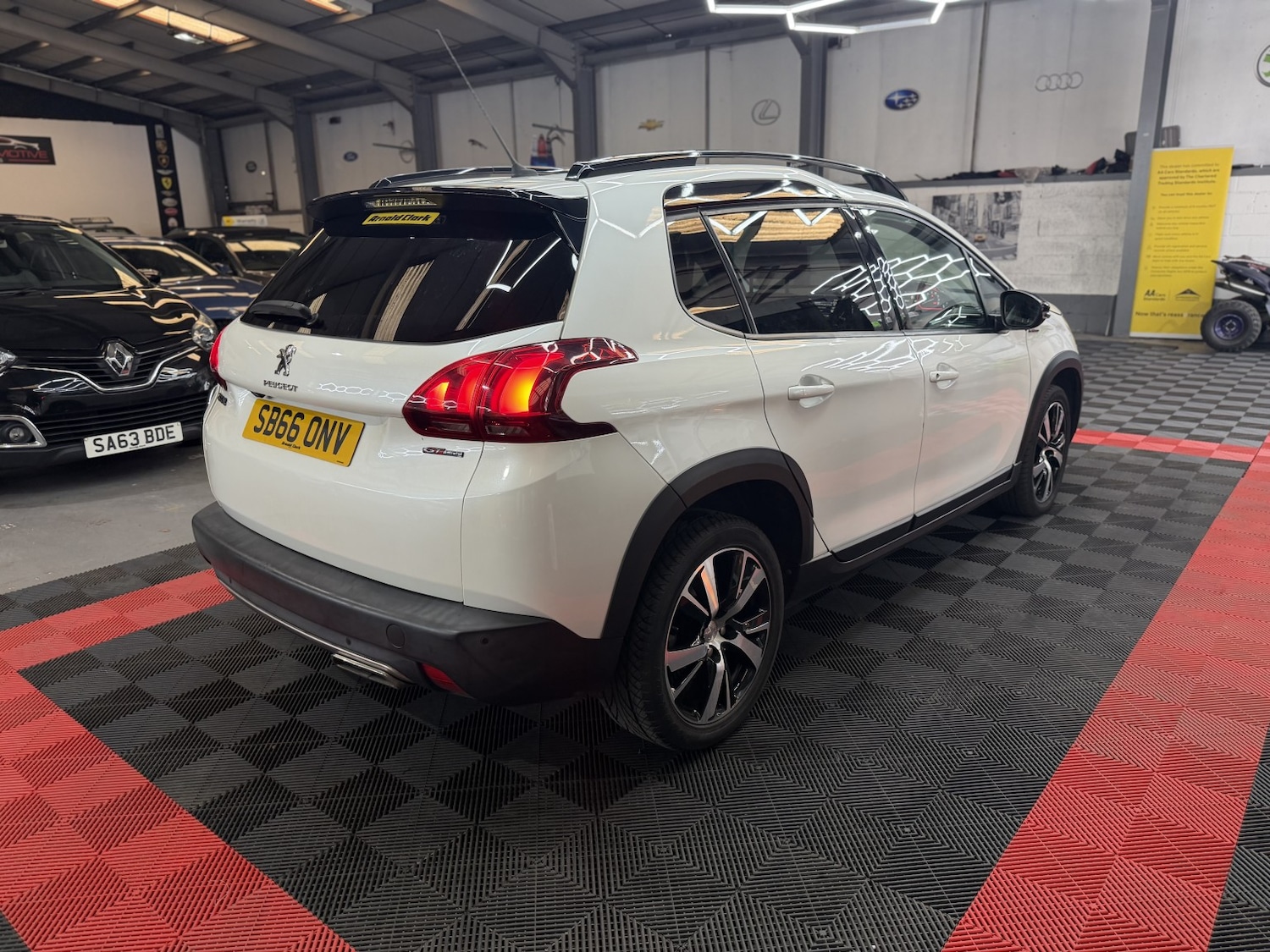 Used Peugeot 2008 2016 for sale - 77979933: Photo 20