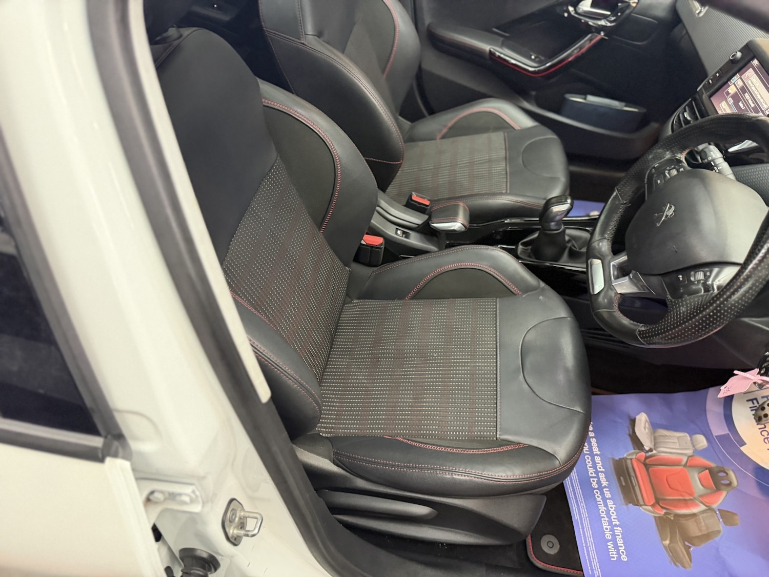 Used Peugeot 2008 2016 for sale - 77979933: Photo 23