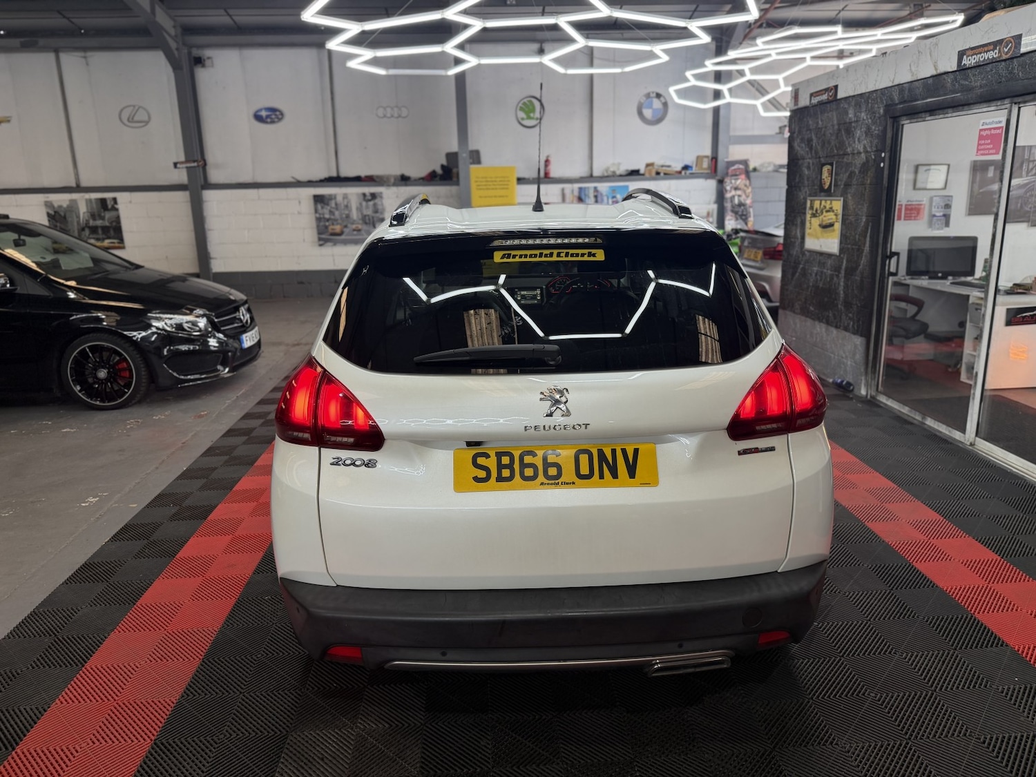 Used Peugeot 2008 2016 for sale - 77979933: Photo 3