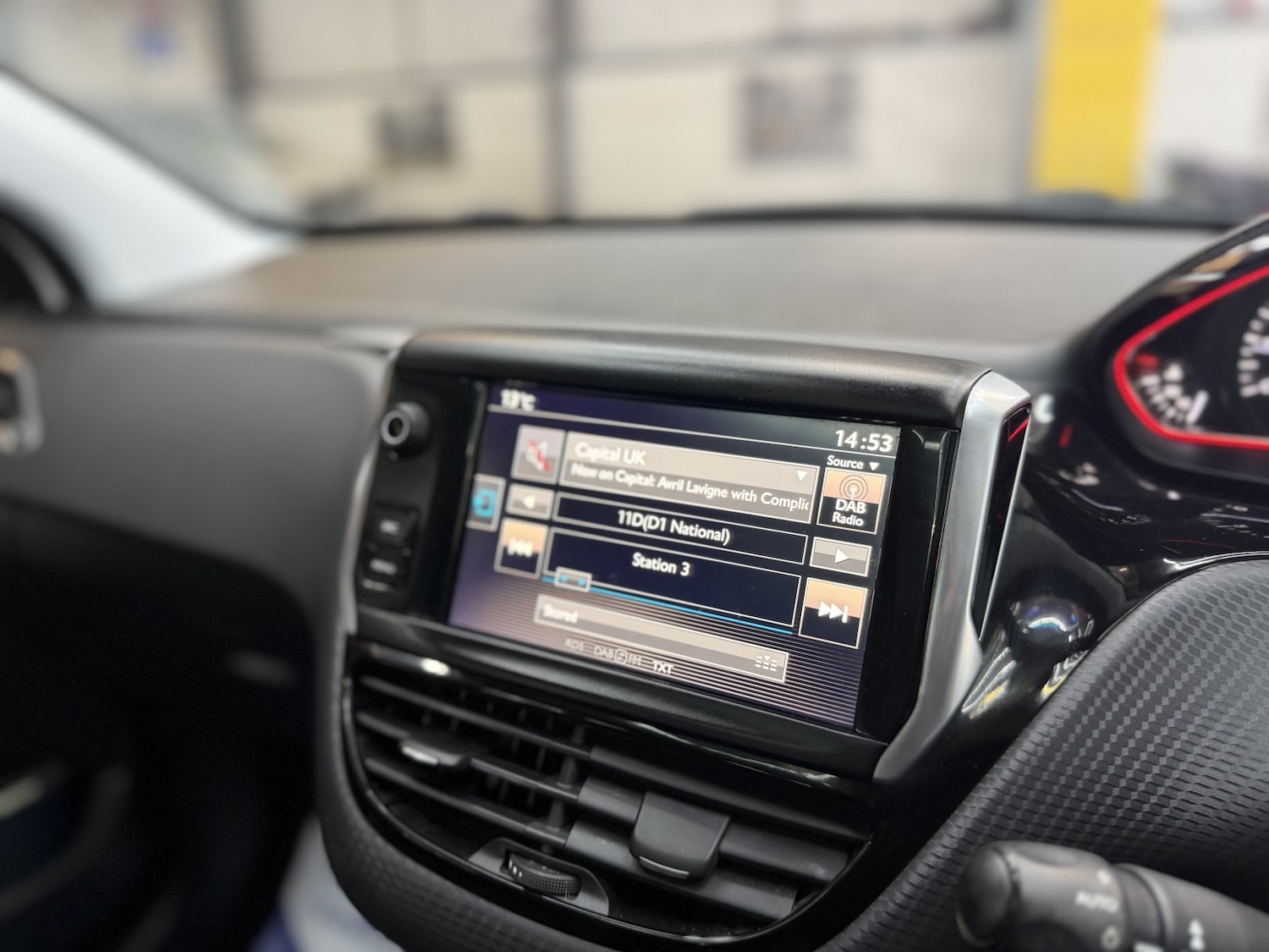 Used Peugeot 2008 2016 for sale - 77979933: Photo 39