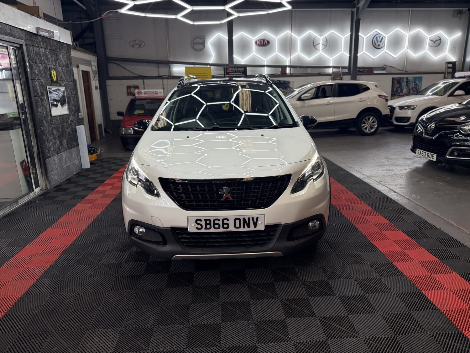 Used Peugeot 2008 2016 for sale - 77979933: Photo 44