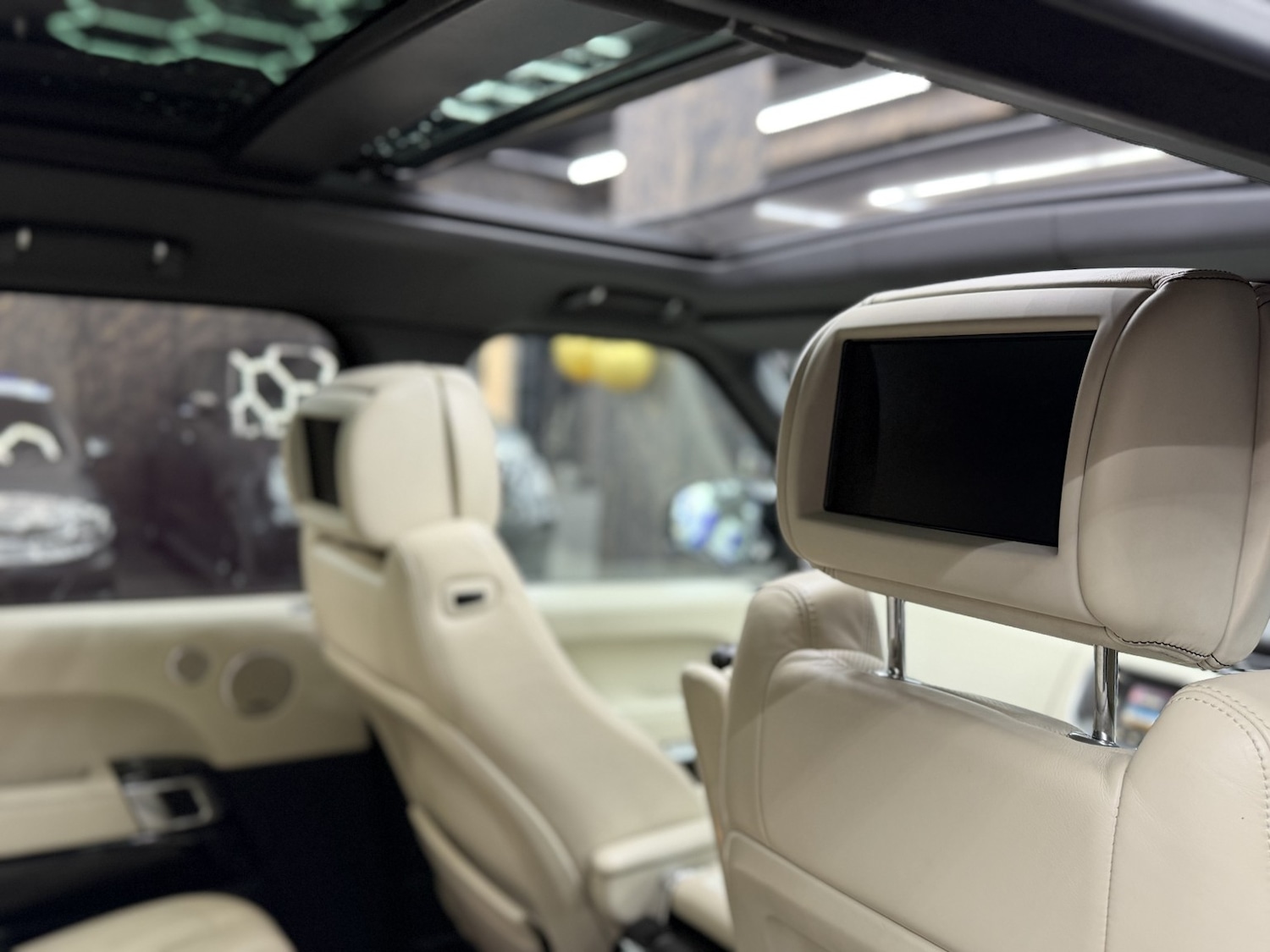 Used Land Rover Range Rover 2017 for sale - 76521051: Photo 31