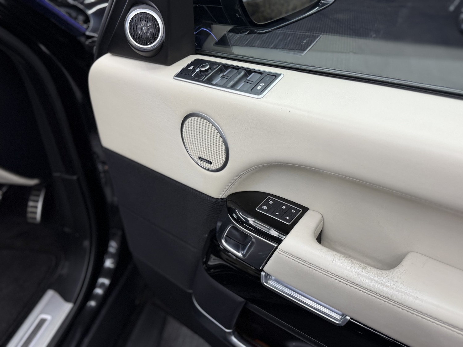 Used Land Rover Range Rover 2017 for sale - 76521051: Photo 38