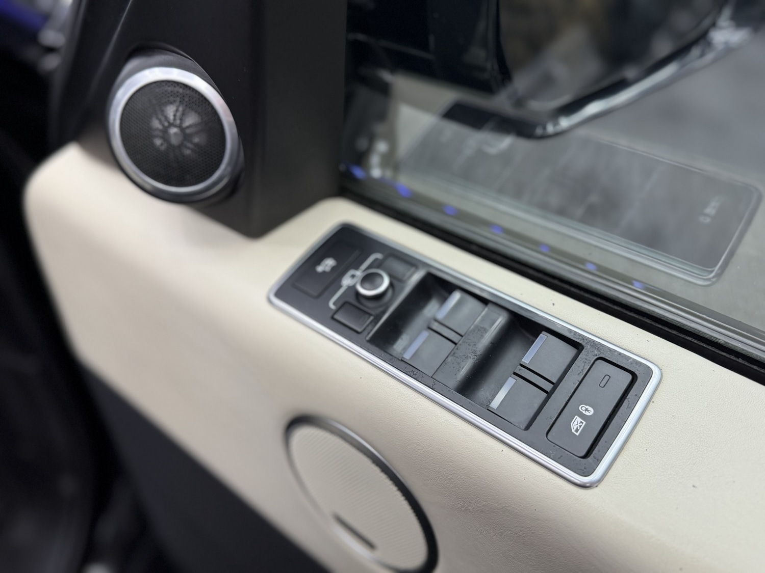 Used Land Rover Range Rover 2017 for sale - 76521051: Photo 41