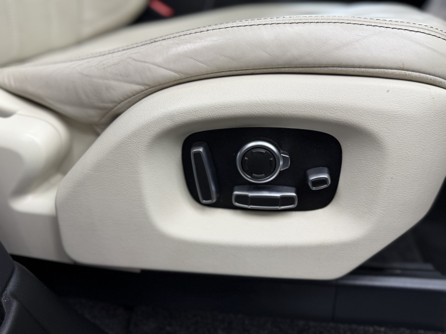 Used Land Rover Range Rover 2017 for sale - 76521051: Photo 43