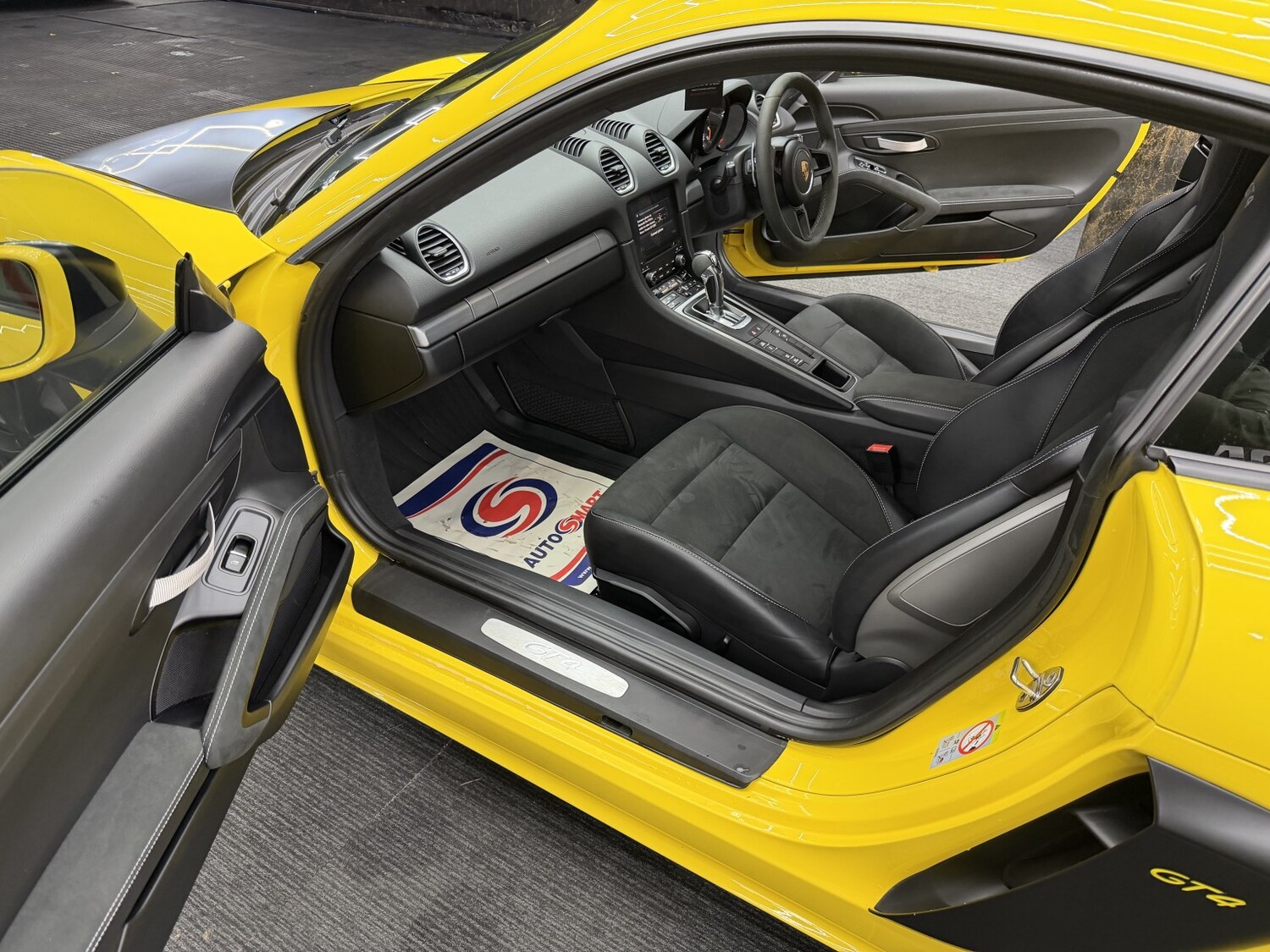 Used Porsche Other 2021 for sale - 76637431: Photo 36