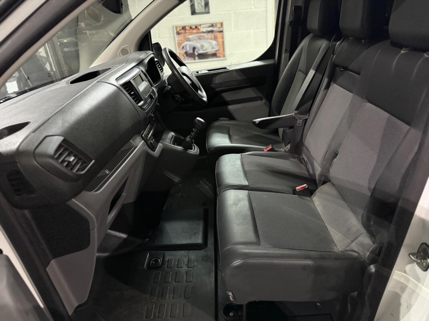 Vehicle 33