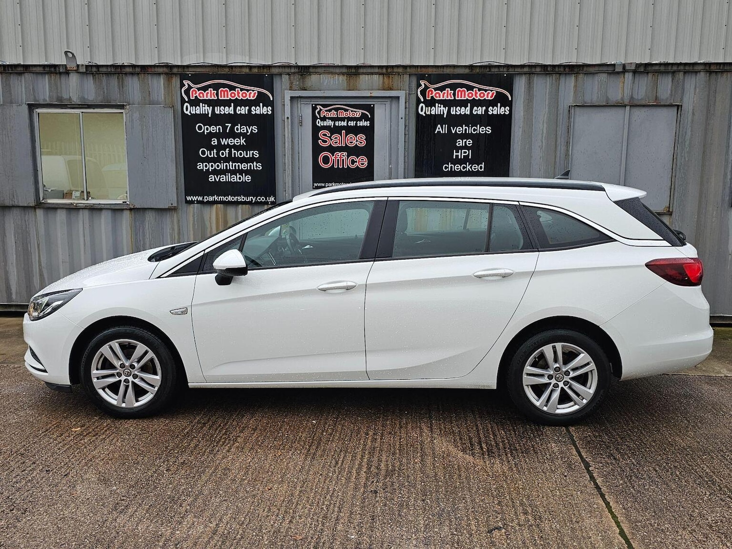 Used Vauxhall Astra 2017 for sale - 77107727: Photo 6