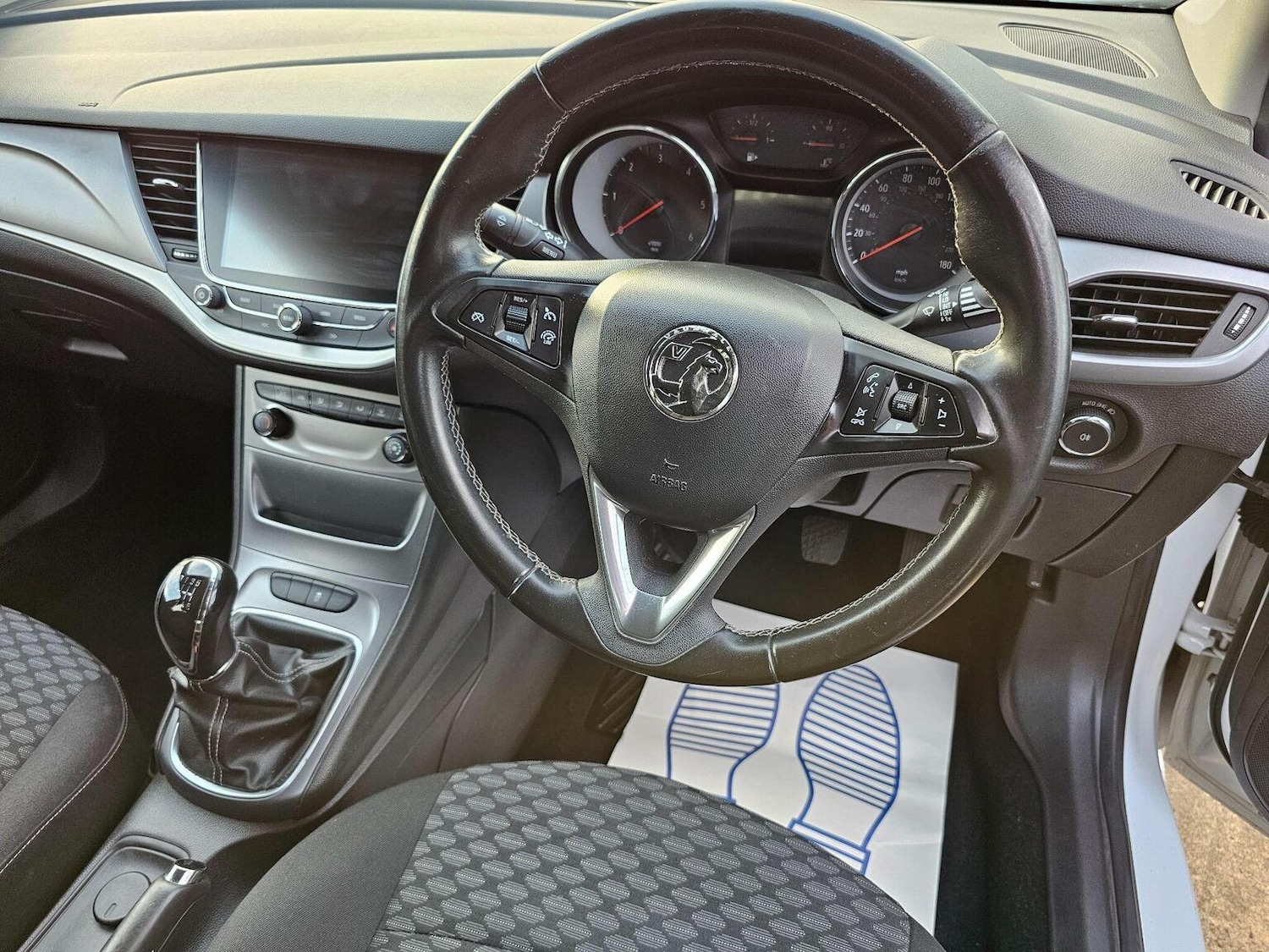 Used Vauxhall Astra 2017 for sale - 77107727: Photo 9