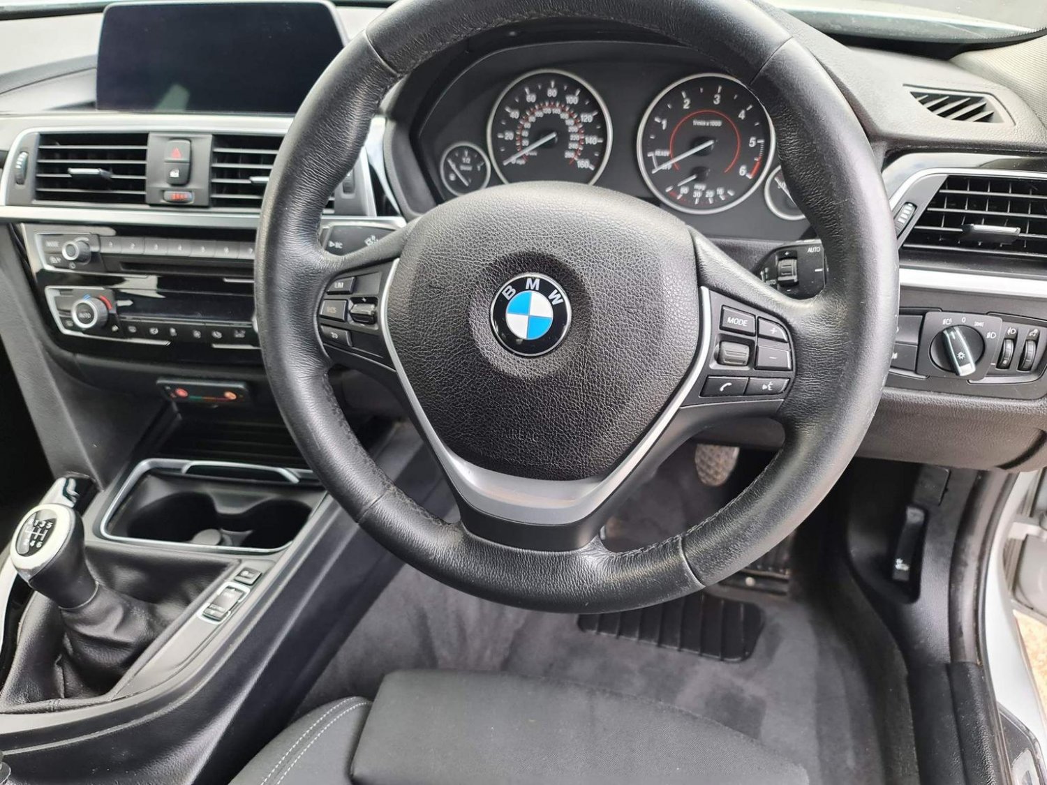 Used BMW 3 Series 2025 for sale - 78102349: Photo 16
