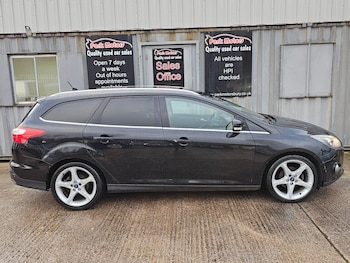 Used Ford Focus 2013 for sale - 76752593: Photo