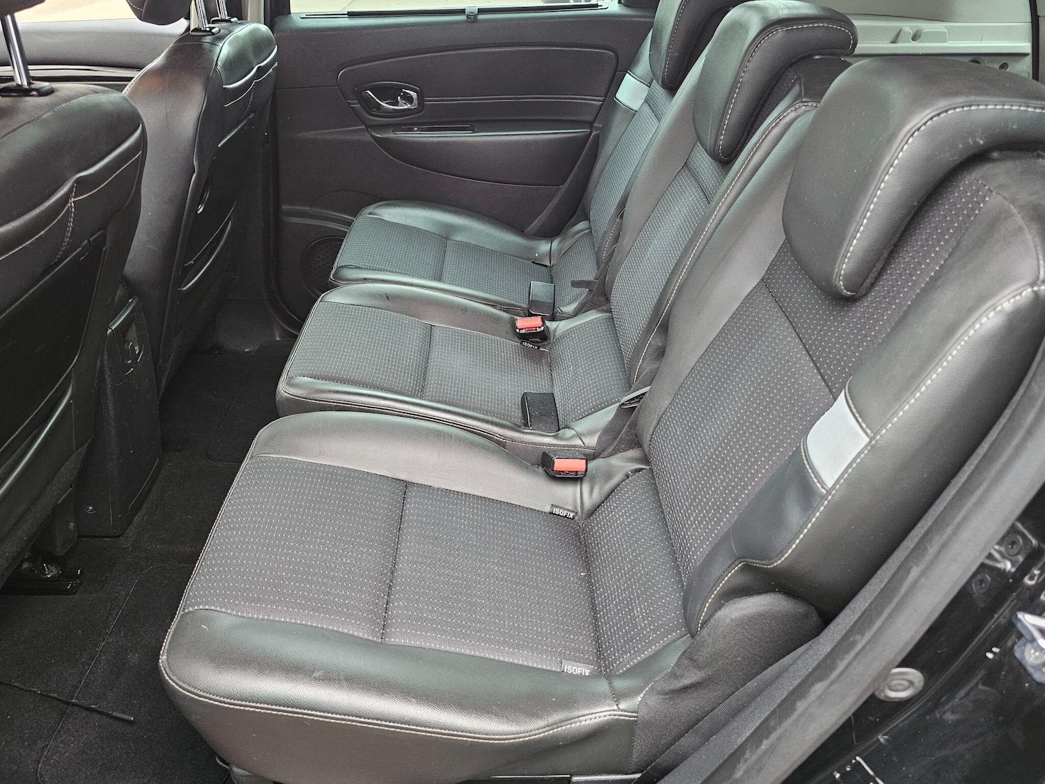 Used Renault Scenic 2015 for sale - 76644690: Photo 17