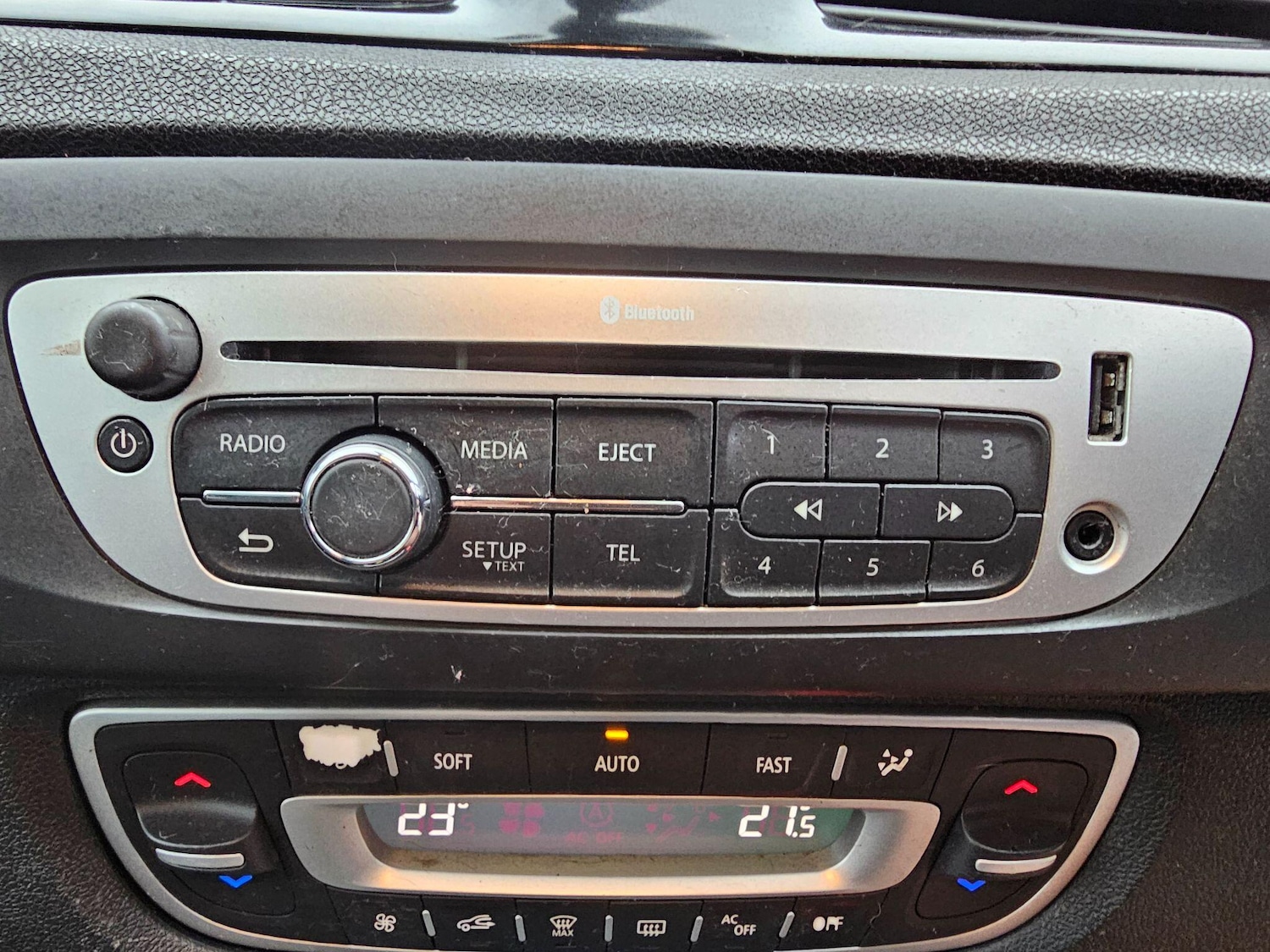 Used Renault Scenic 2015 for sale - 76644690: Photo 24