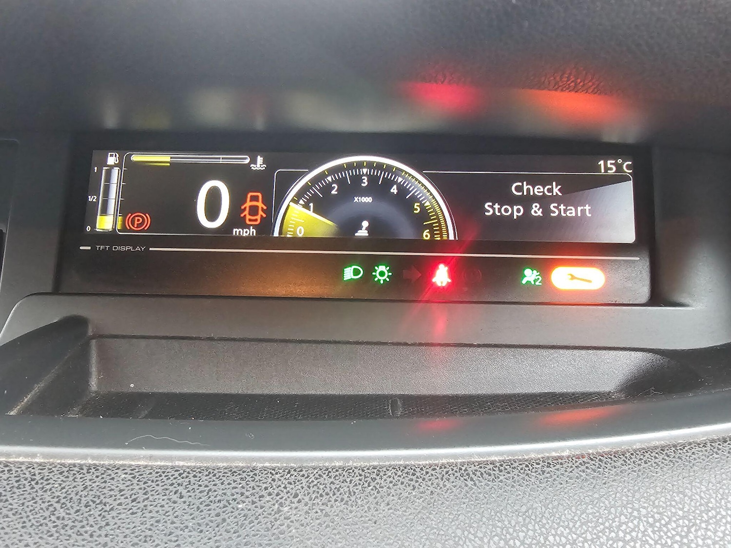 Used Renault Scenic 2015 for sale - 76644690: Photo 27