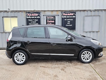 Used Renault Scenic 2015 for sale - 76644690: Photo