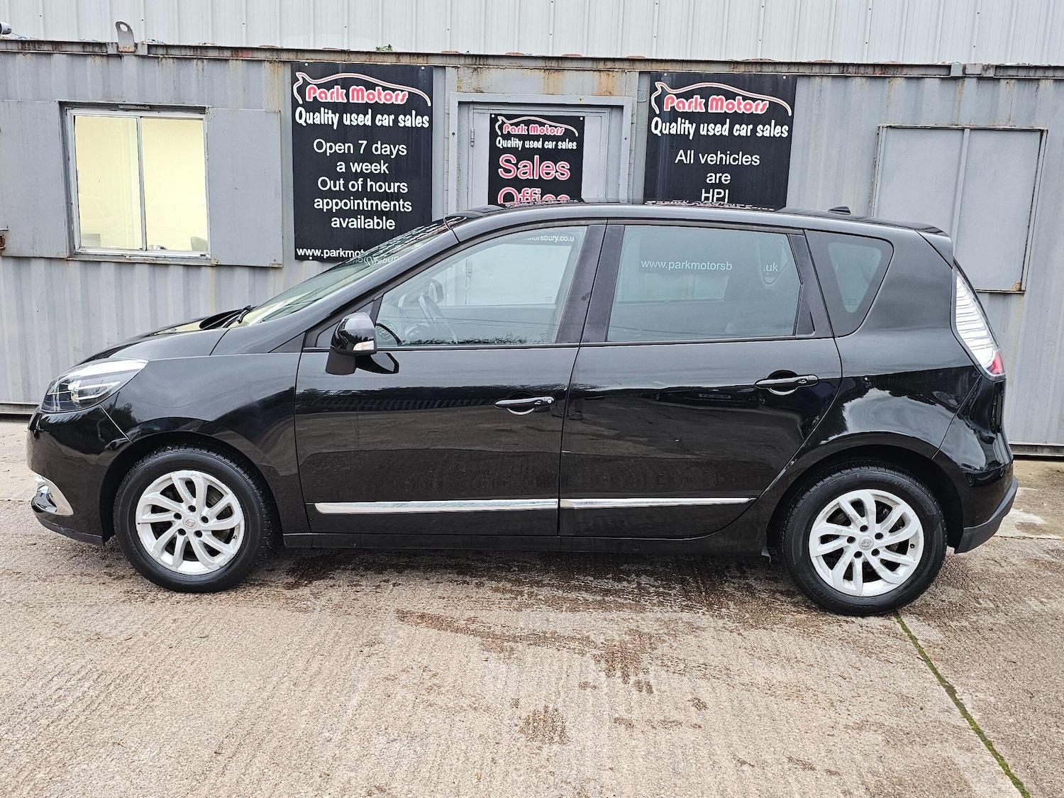Used Renault Scenic 2015 for sale - 76644690: Photo 6