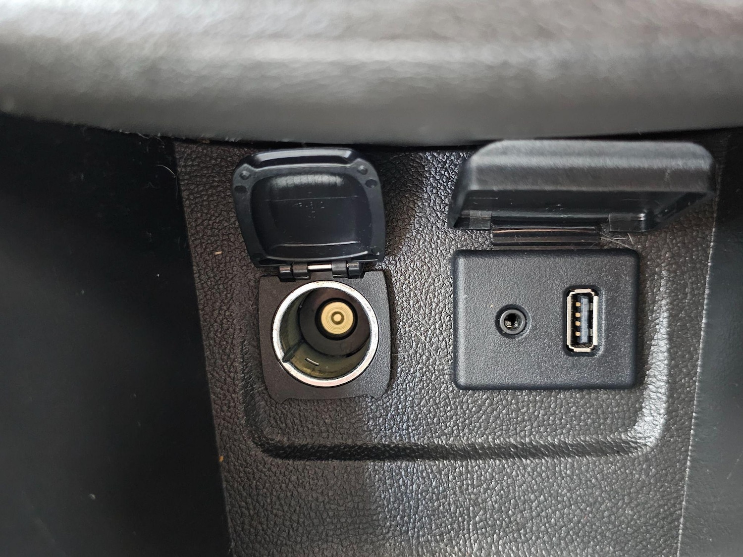 Used Vauxhall Mokka 2013 for sale - 76644979: Photo 29