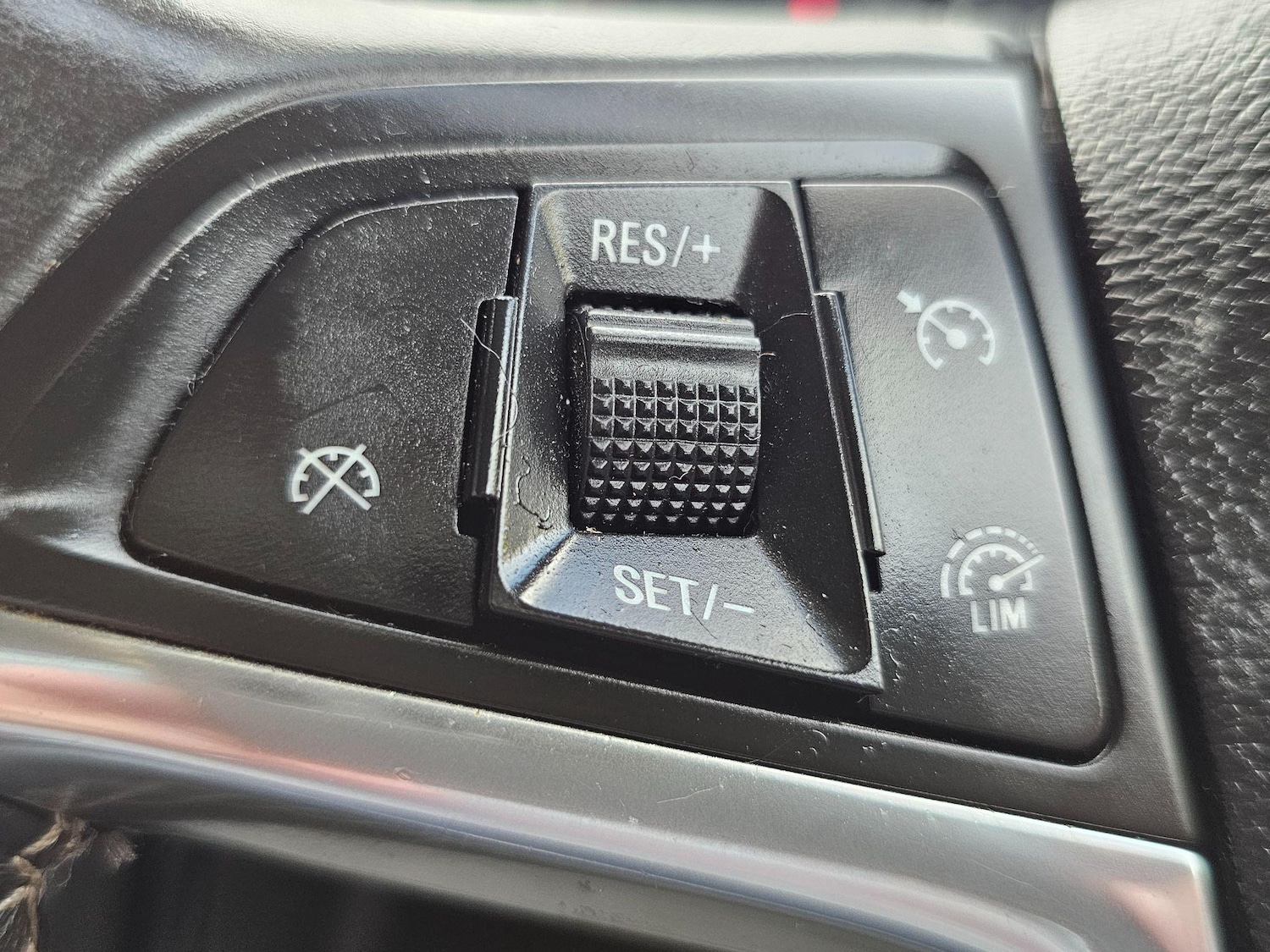 Used Vauxhall Mokka 2013 for sale - 76644979: Photo 33