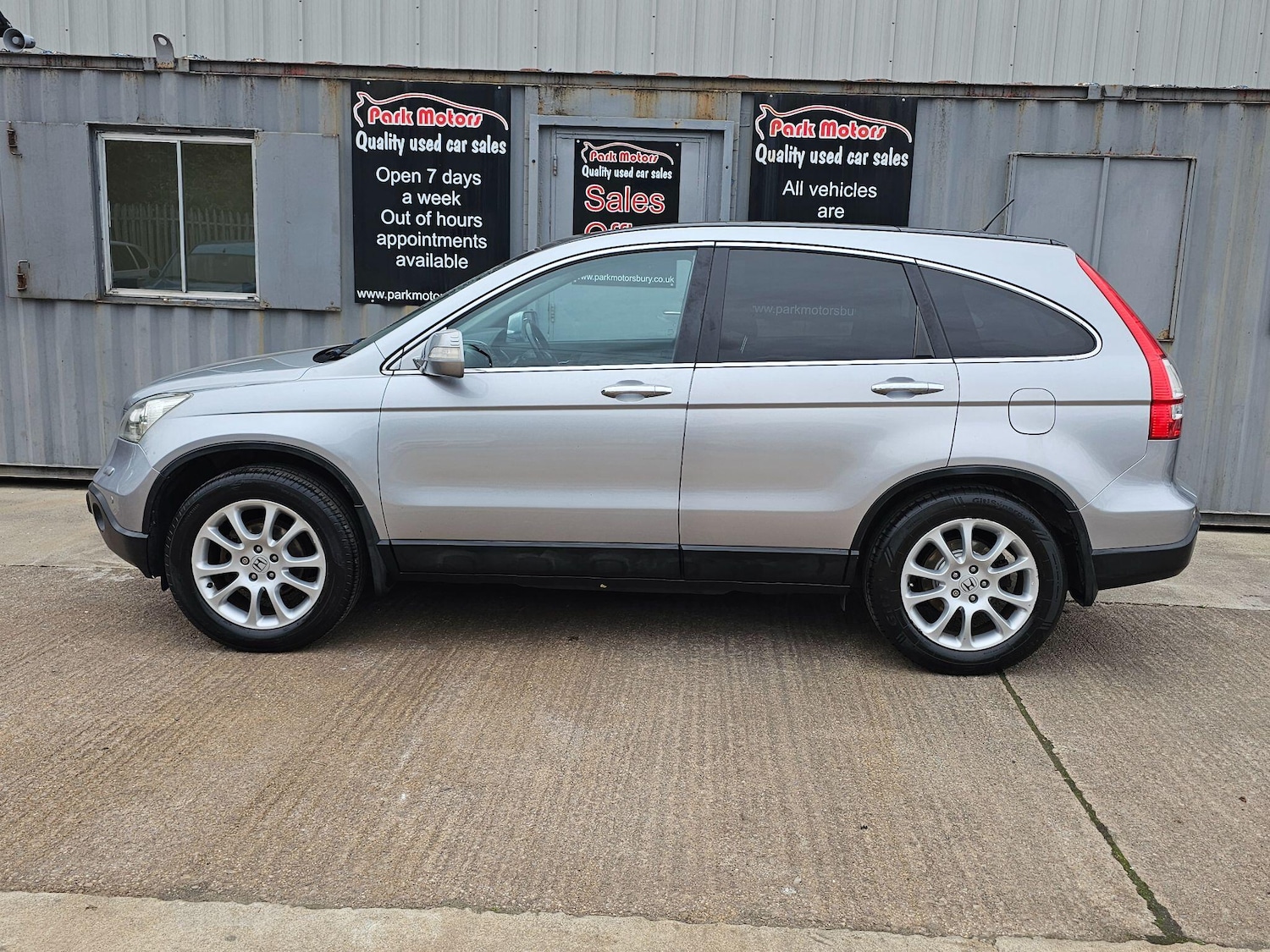 Used Honda CR-V 2007 for sale - 76644699: Photo 6