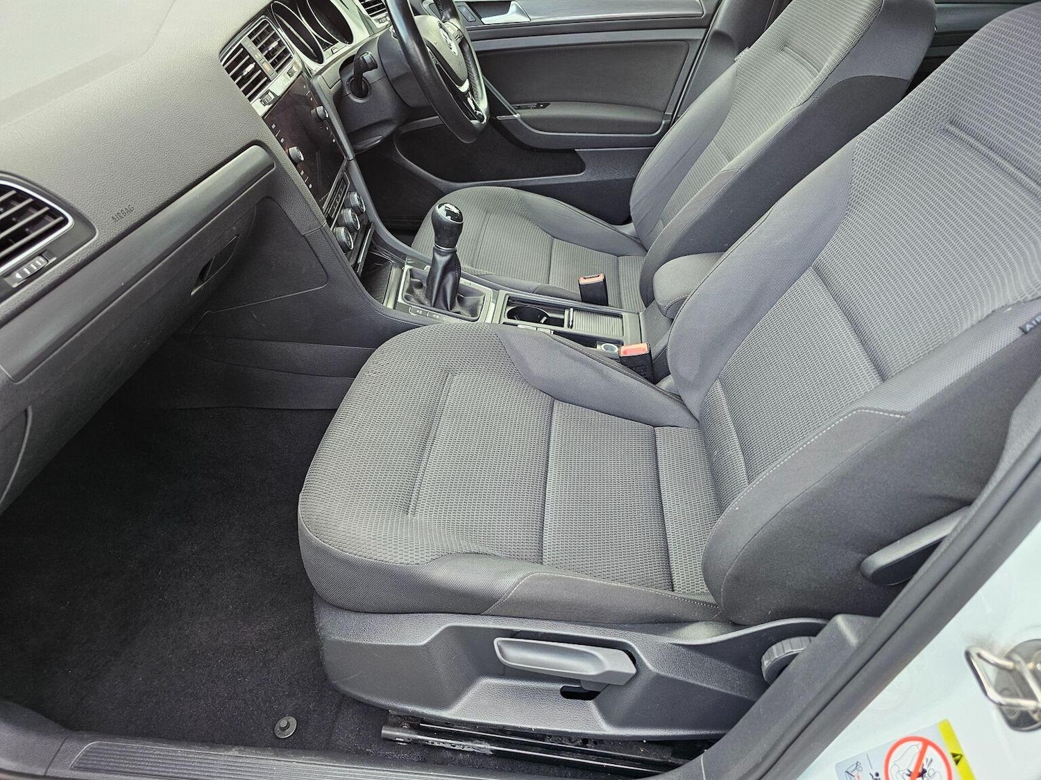 Used Volkswagen Golf 2019 for sale - 77508520: Photo 21