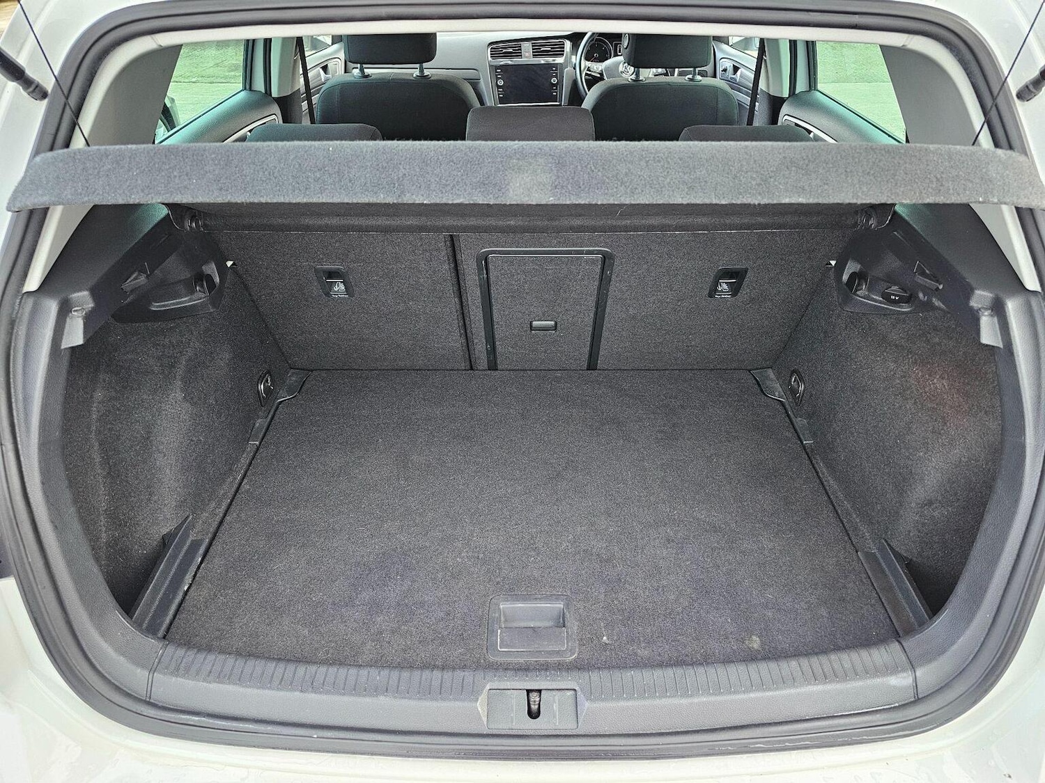 Used Volkswagen Golf 2019 for sale - 77508520: Photo 24