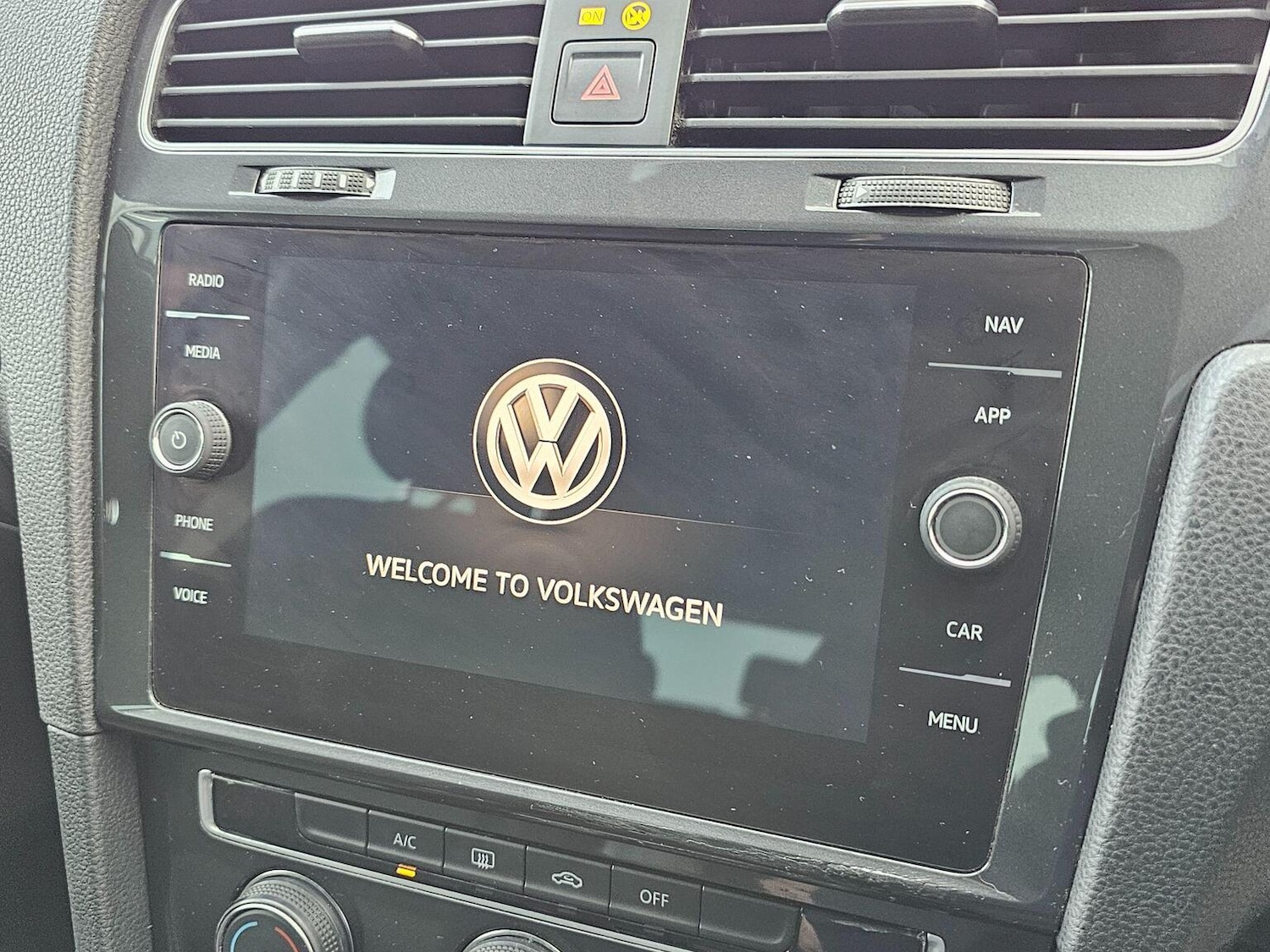 Used Volkswagen Golf 2019 for sale - 77508520: Photo 26