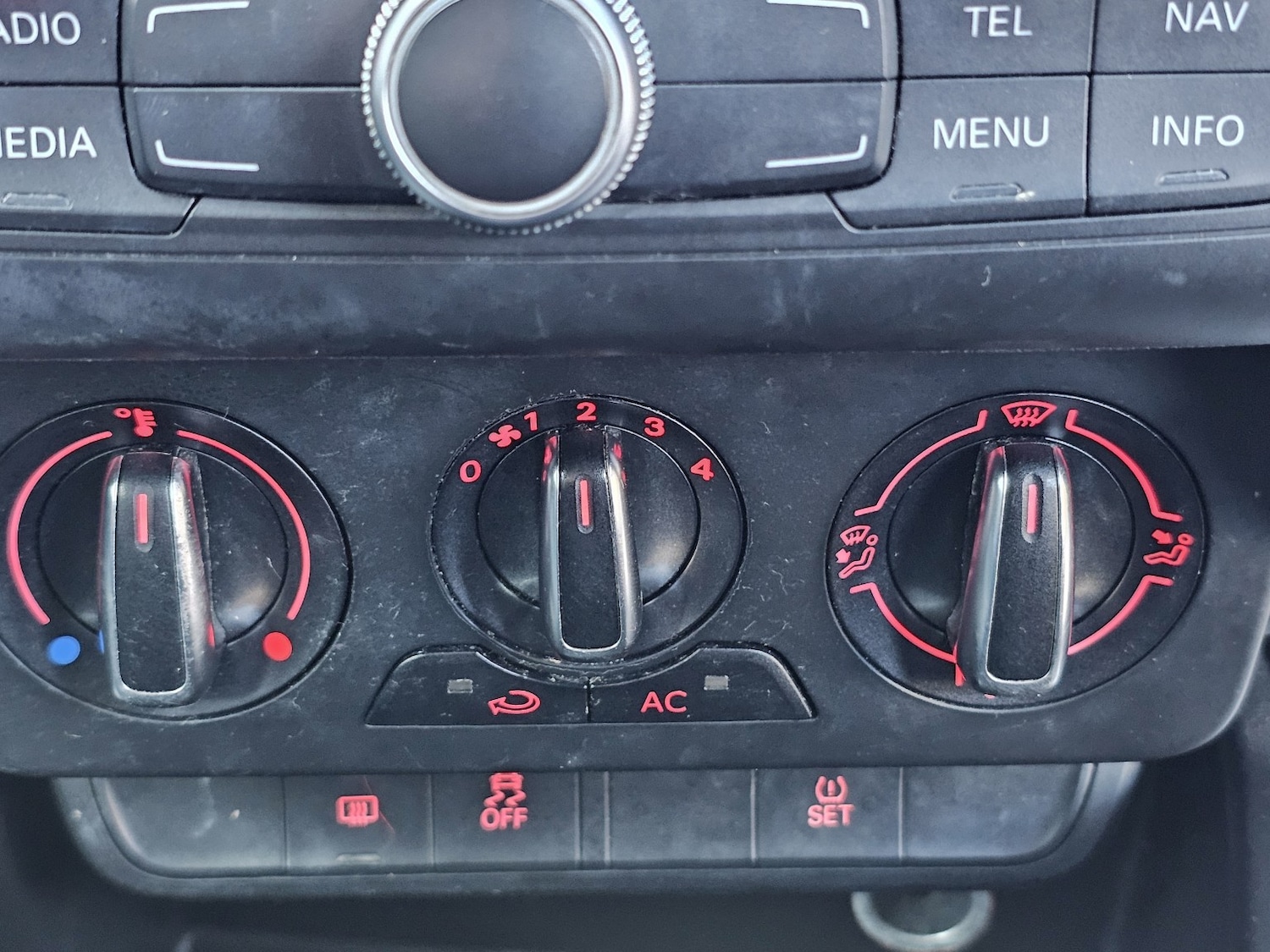 Used Audi A1 2014 for sale - 77632418: Photo 24