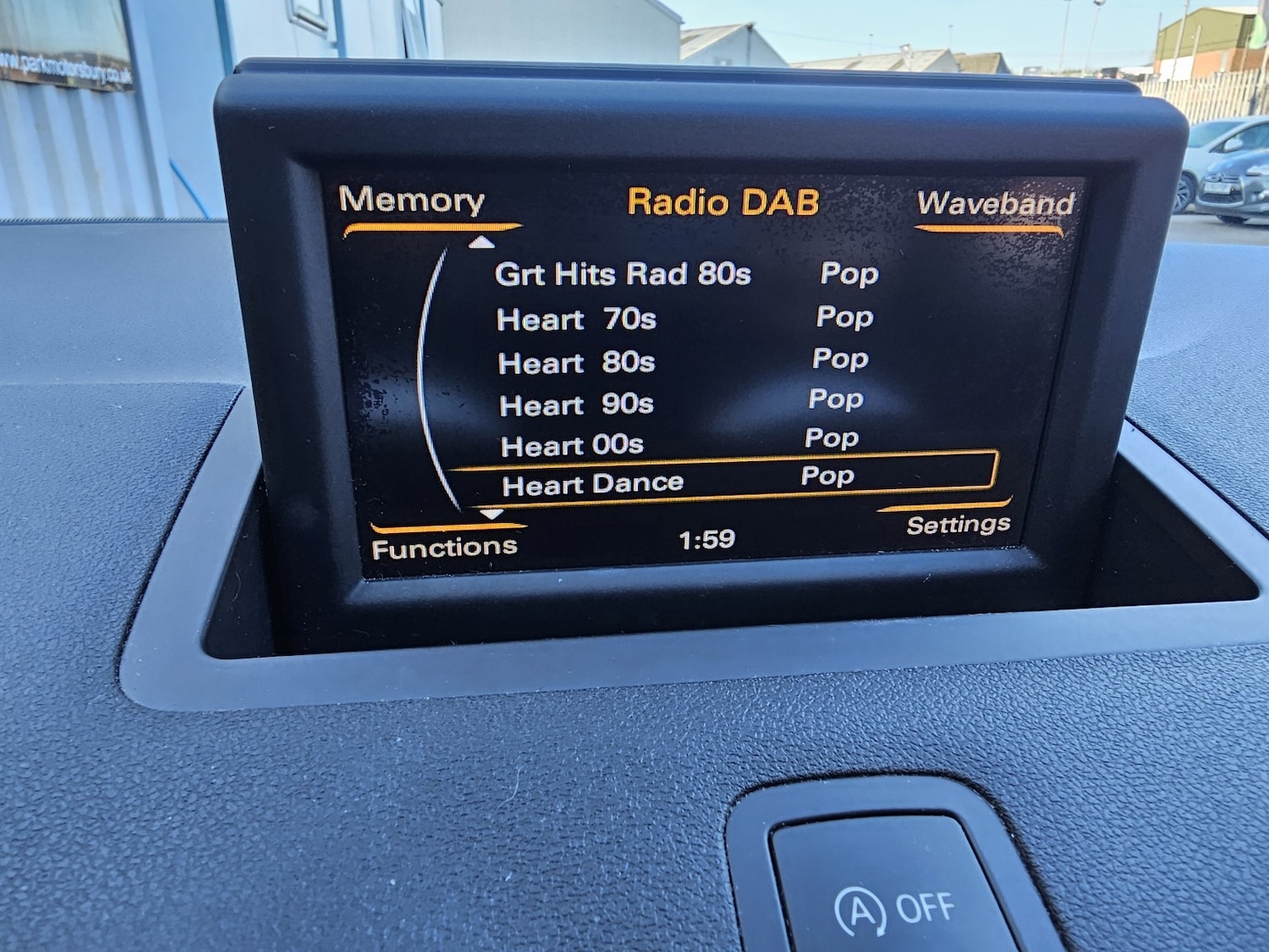 Used Audi A1 2014 for sale - 77632418: Photo 32