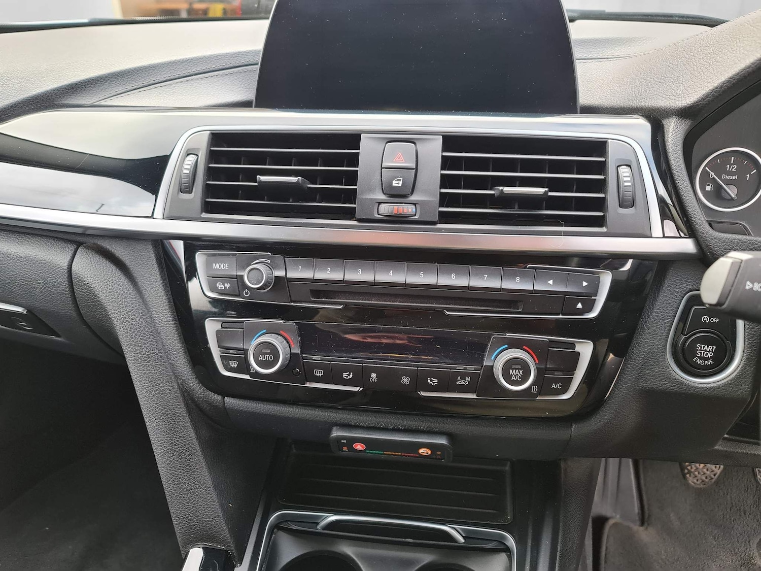 Used BMW 3 Series 2019 for sale - 76647636: Photo 33