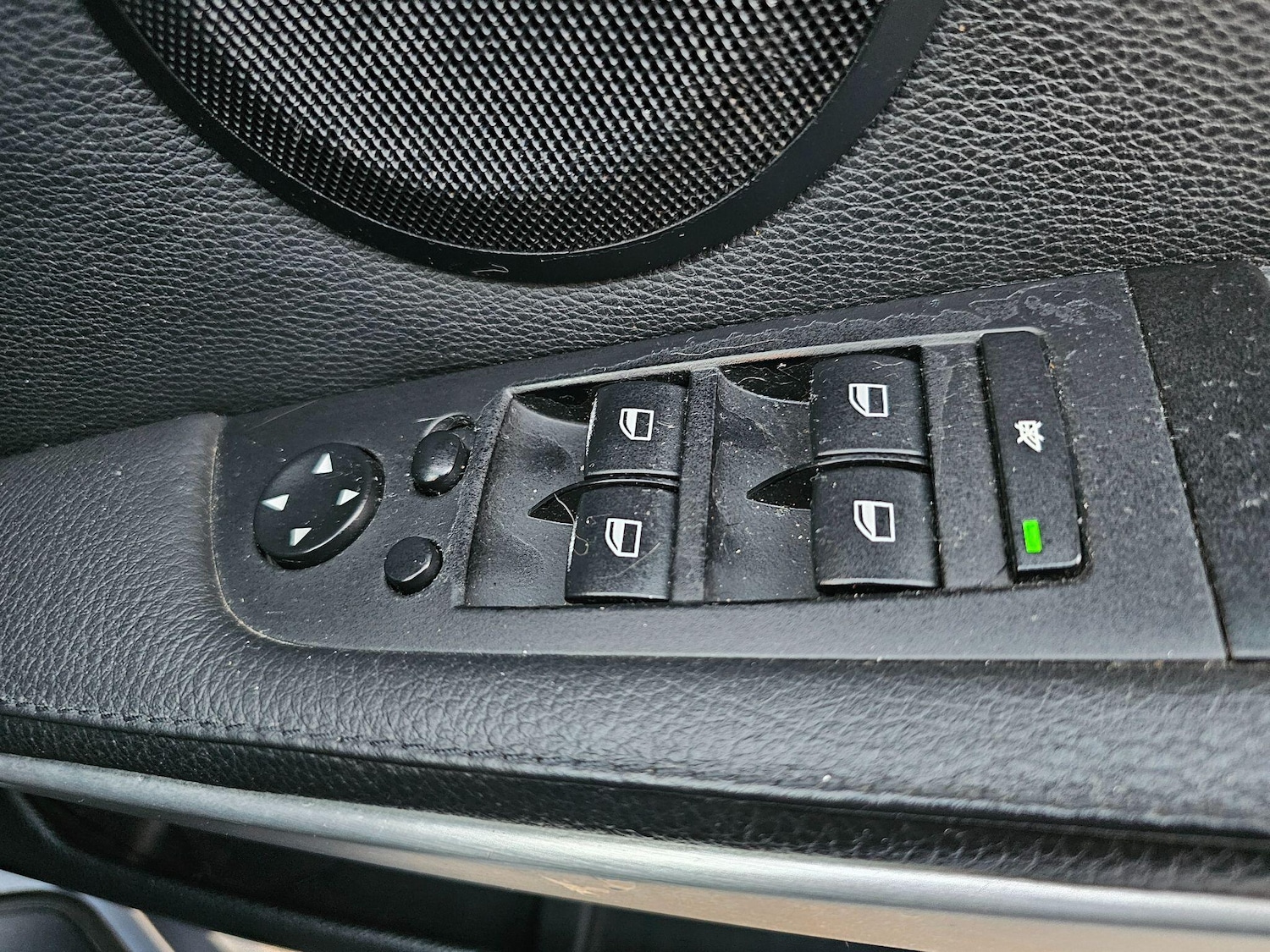 Used BMW 3 Series 2009 for sale - 76728217: Photo 39