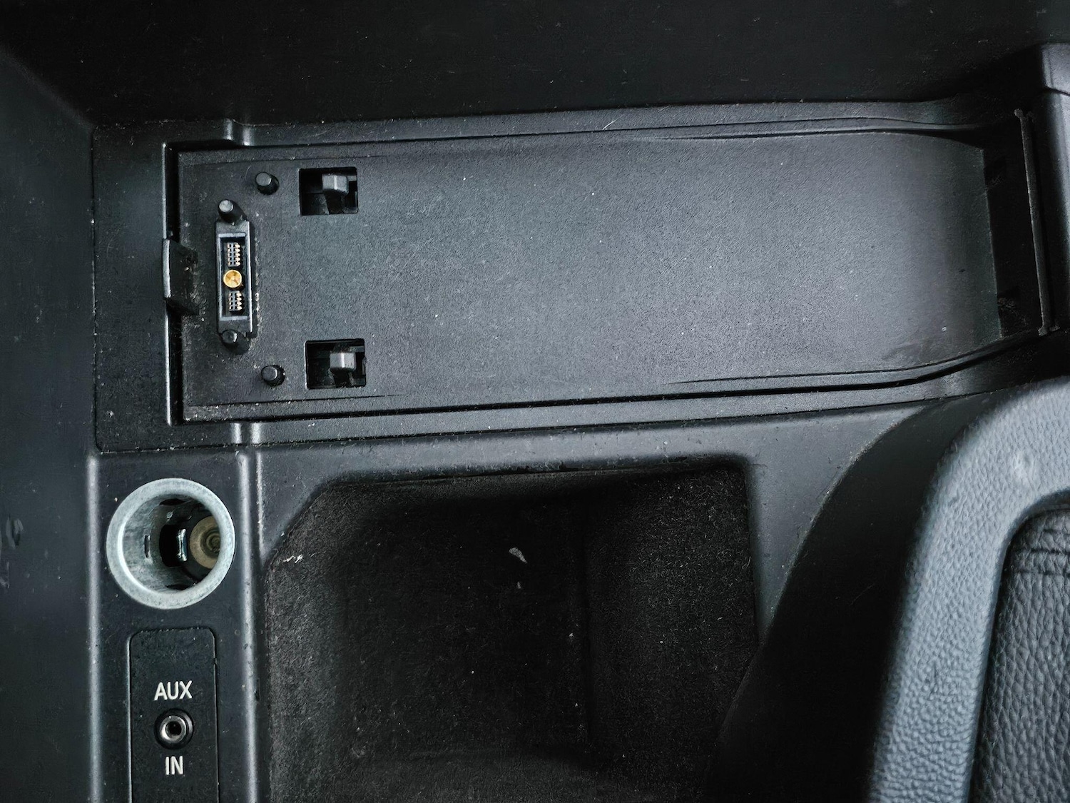 Used BMW 3 Series 2009 for sale - 76728217: Photo 42