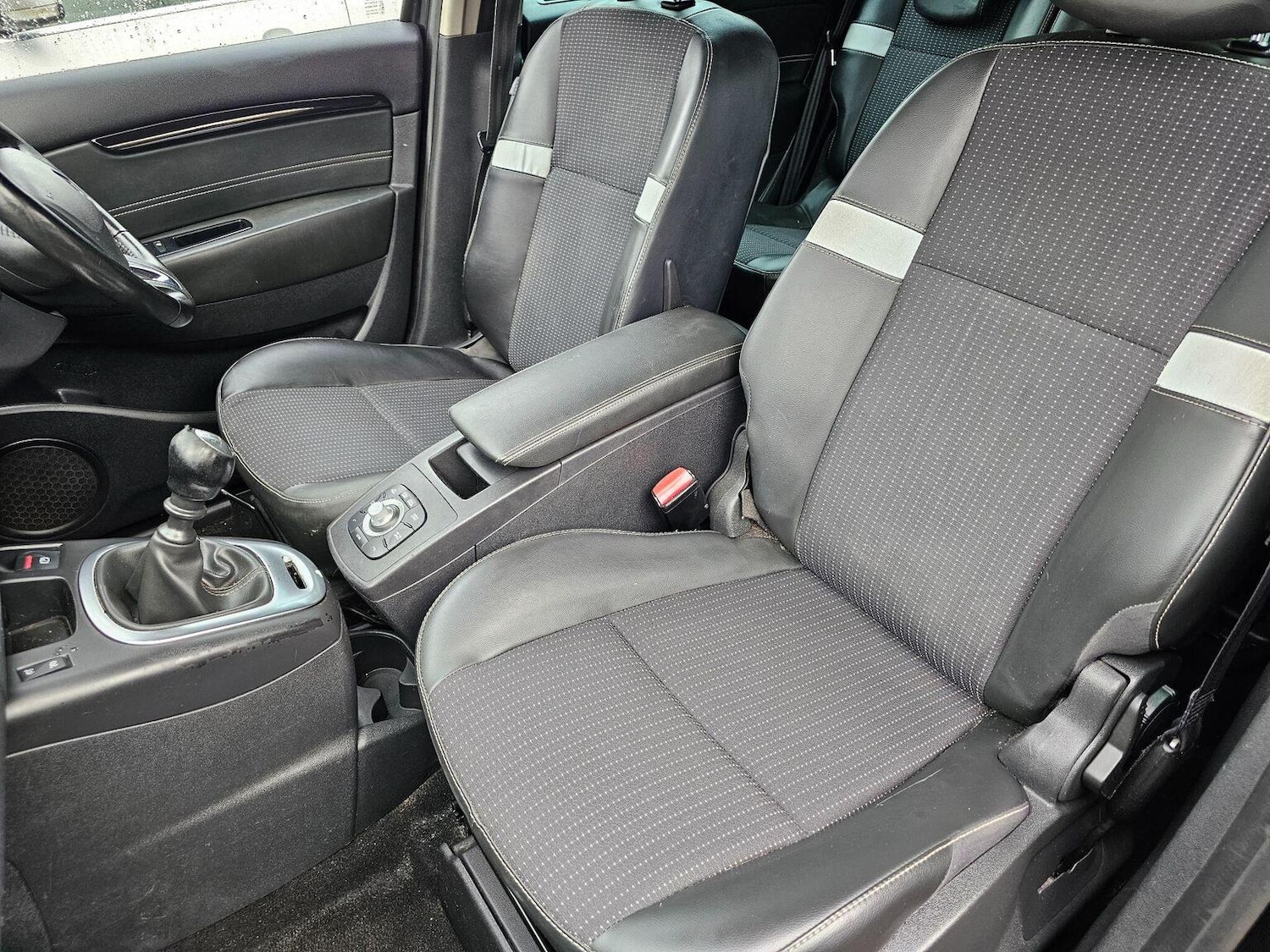 Used Renault Scenic 2015 for sale - 77107713: Photo 18