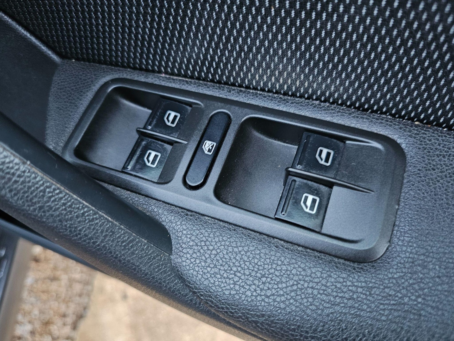 Used Skoda Yeti 2011 for sale - 76898738: Photo 31