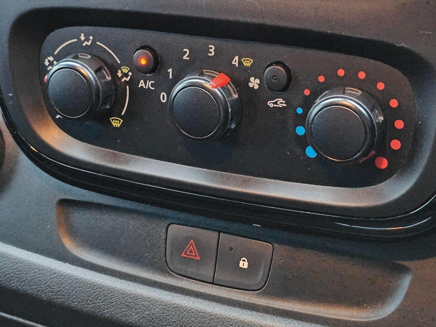 Used Vauxhall Vivaro 2018 for sale - 77508515: Photo 20