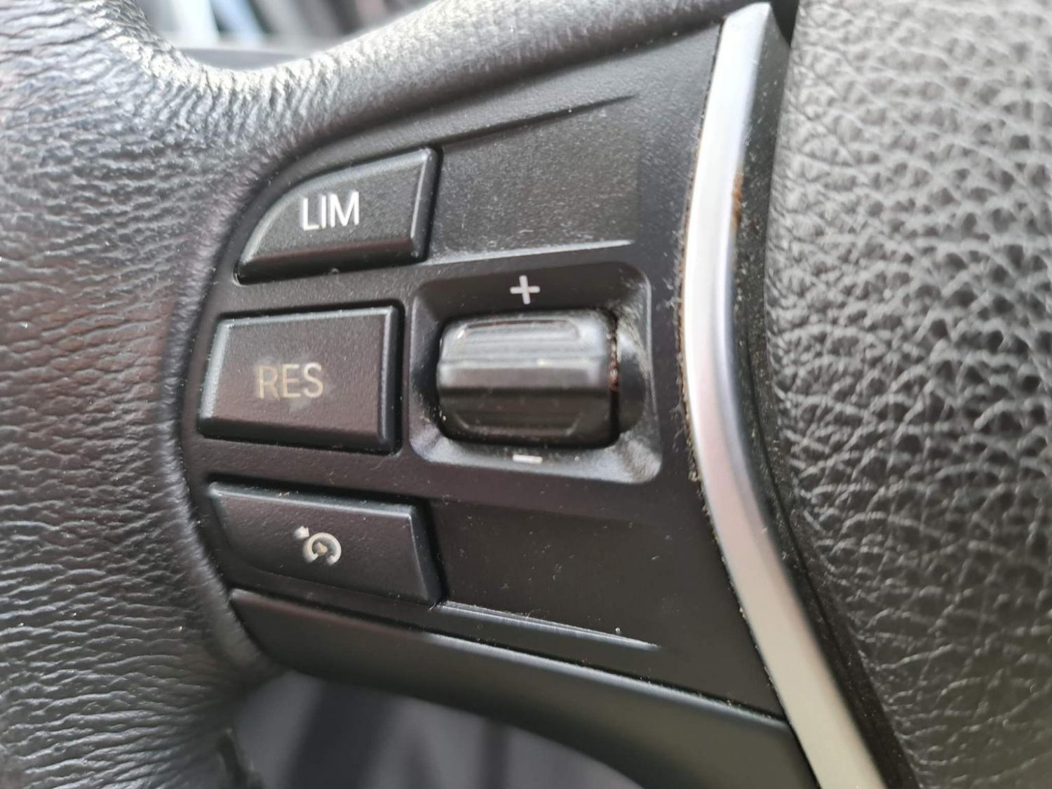 Used BMW 3 Series 2019 for sale - 77107687: Photo 35