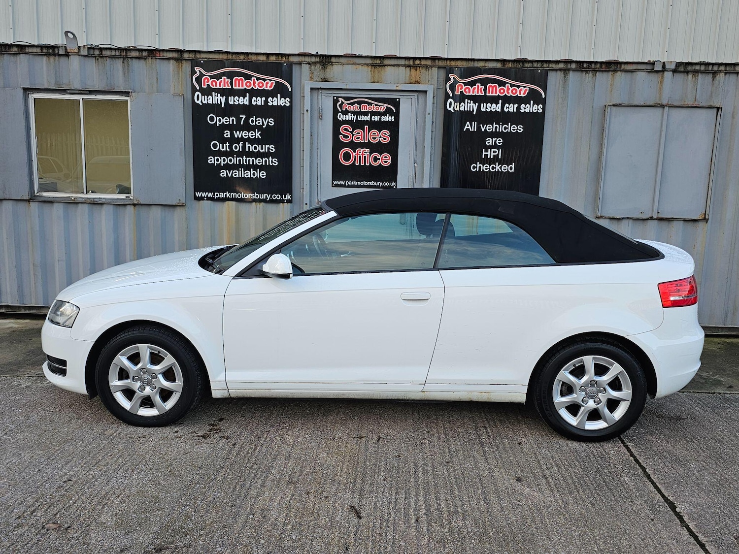 Used Audi A3 Cabriolet 2011 for sale - 76936497: Photo 12