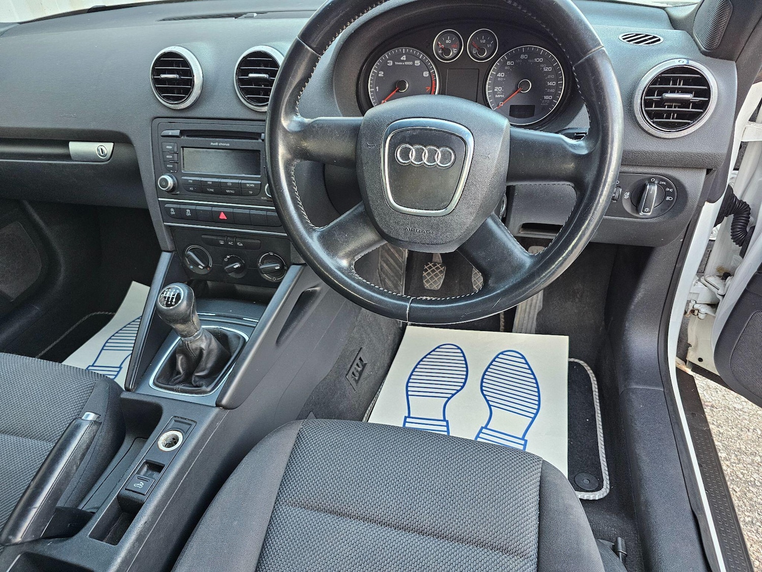 Used Audi A3 Cabriolet 2011 for sale - 76936497: Photo 16