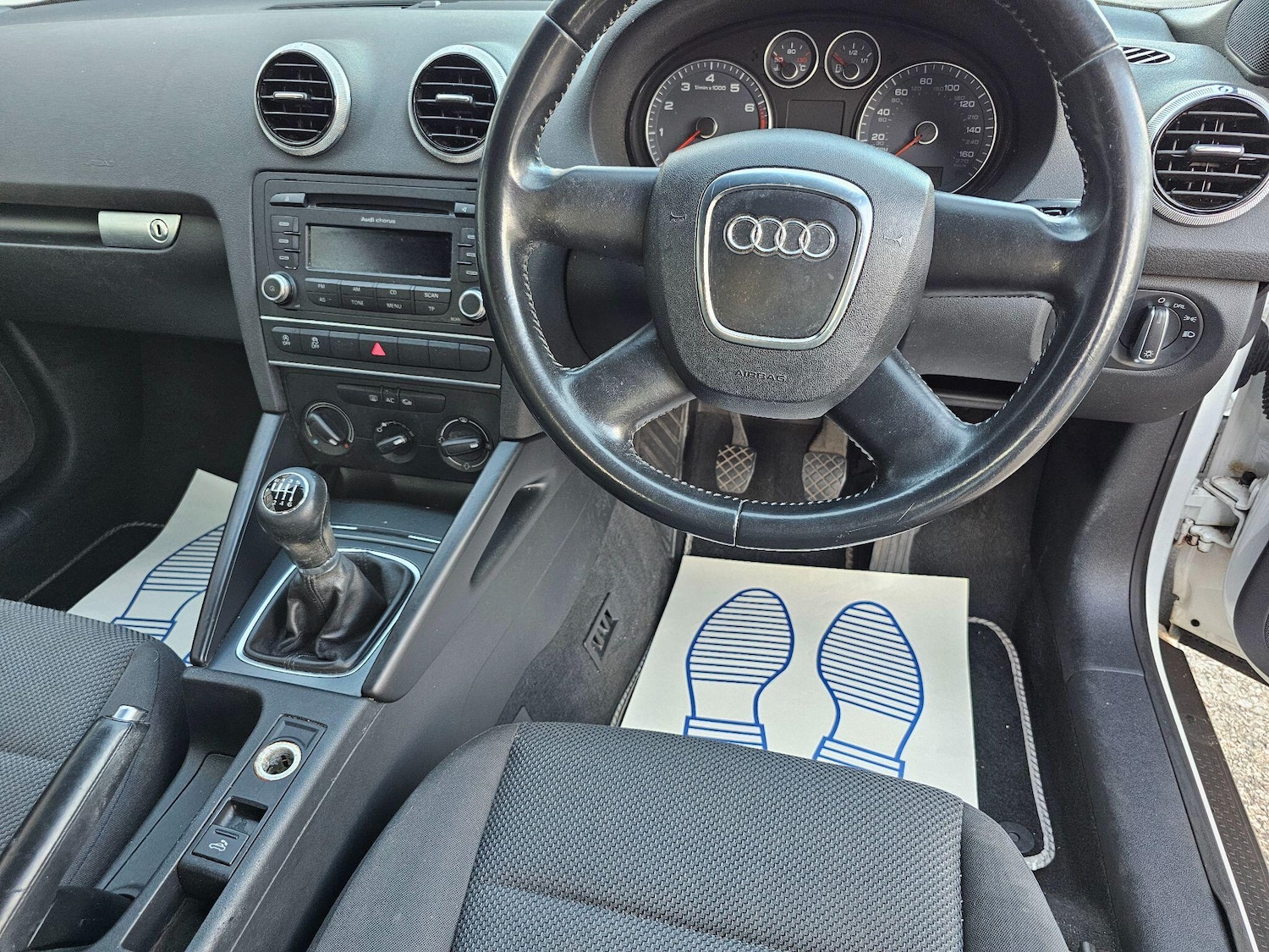 Used Audi A3 Cabriolet 2011 for sale - 76936497: Photo 17