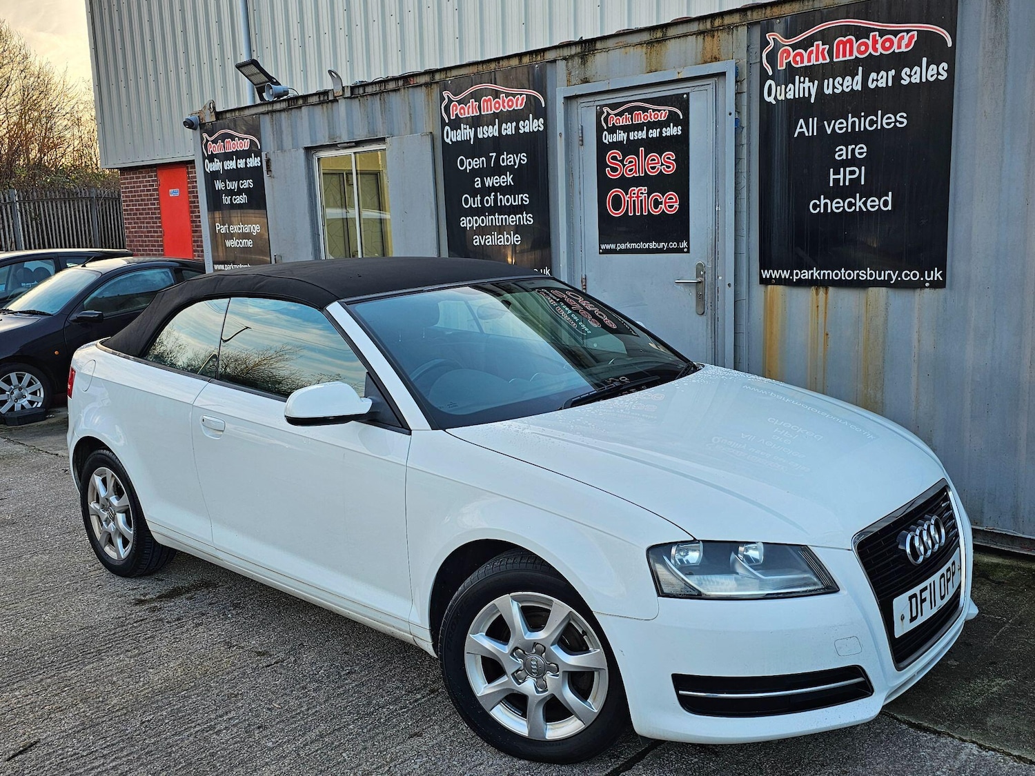Used Audi A3 Cabriolet 2011 for sale - 76936497: Photo 2