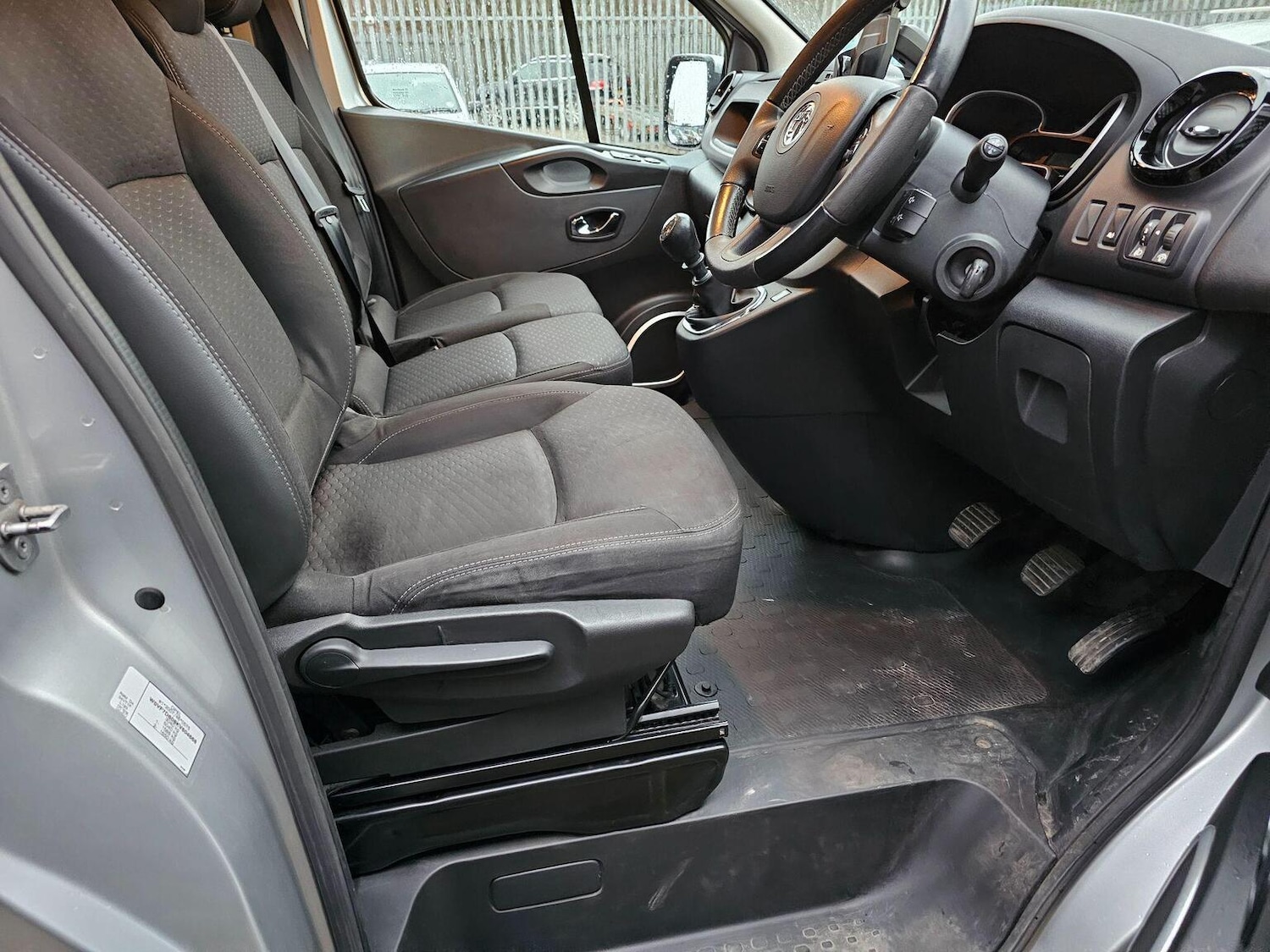 Used Vauxhall Vivaro 2018 for sale - 78117181: Photo 13