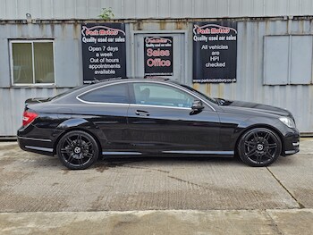 Used Mercedes-Benz C Class 2013 for sale - 78534733: Photo