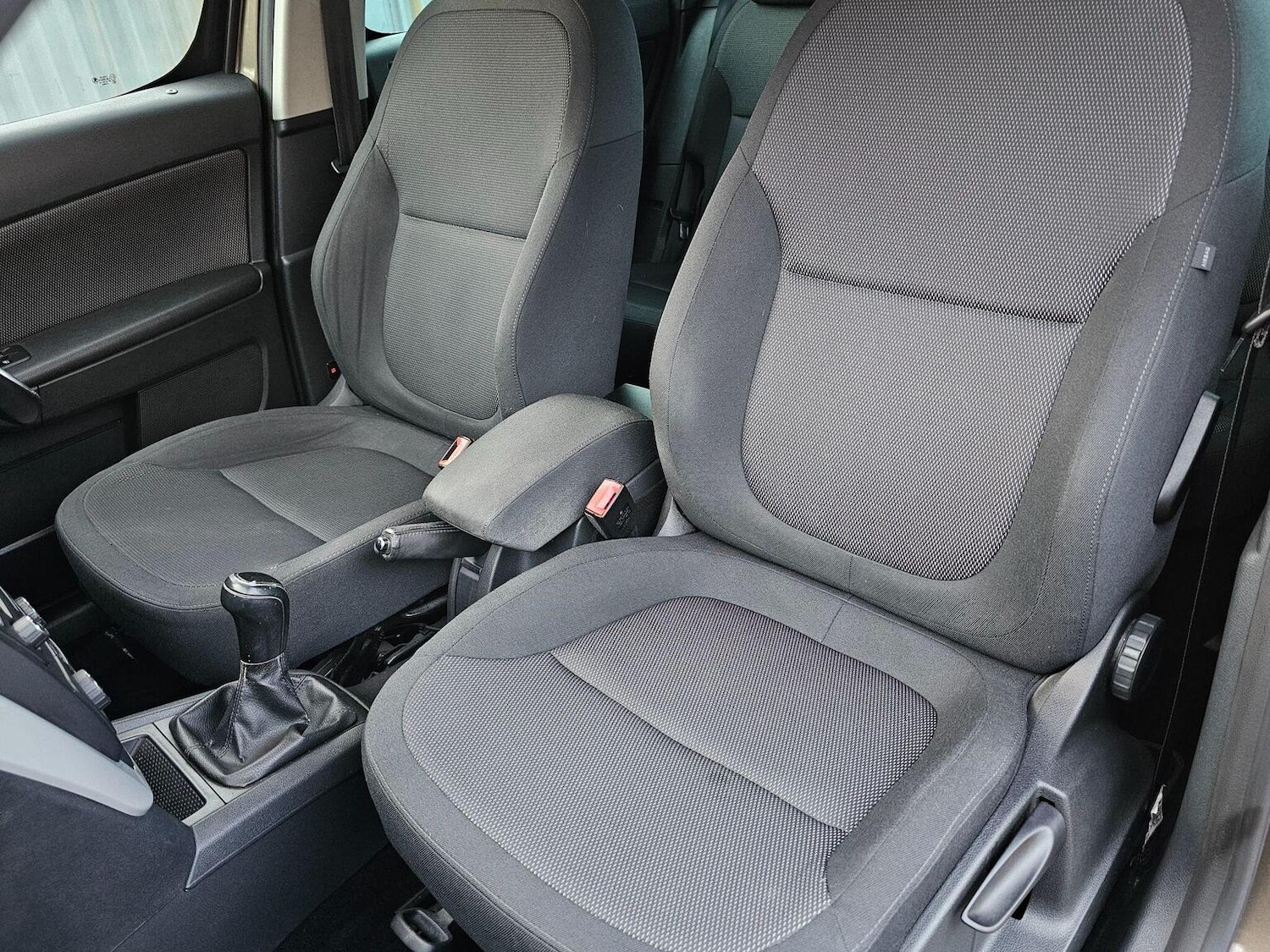 Used Skoda Yeti 2011 for sale - 77104686: Photo 17