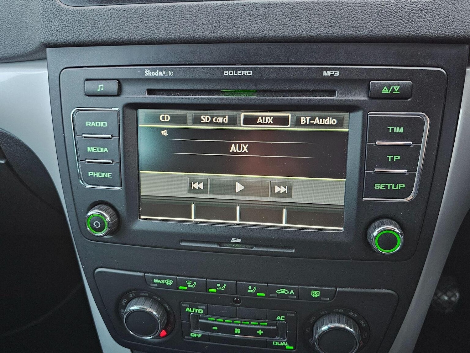 Used Skoda Yeti 2011 for sale - 77104686: Photo 28