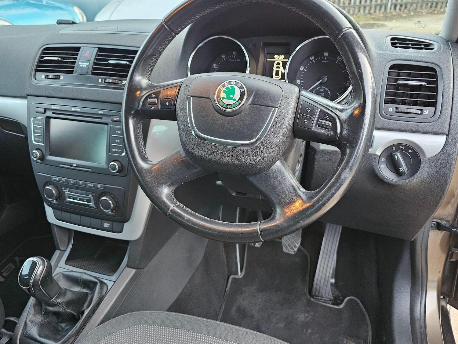 Used Skoda Yeti 2011 for sale - 77104686: Photo 9