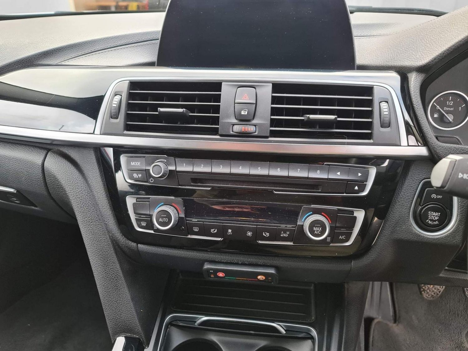 Used BMW 3 Series 2019 for sale - 77104544: Photo 31