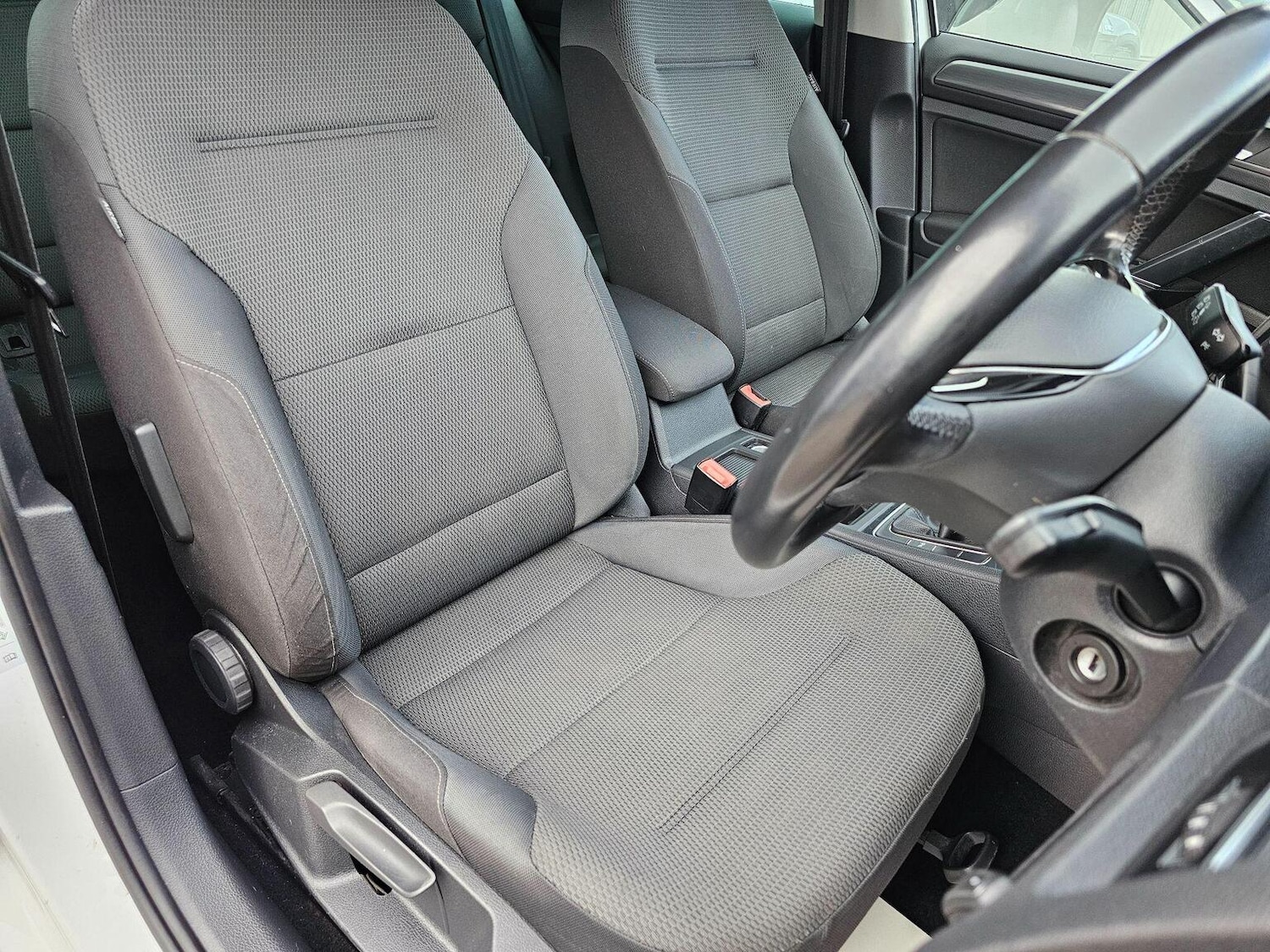 Used Volkswagen Golf 2019 for sale - 78117180: Photo 15