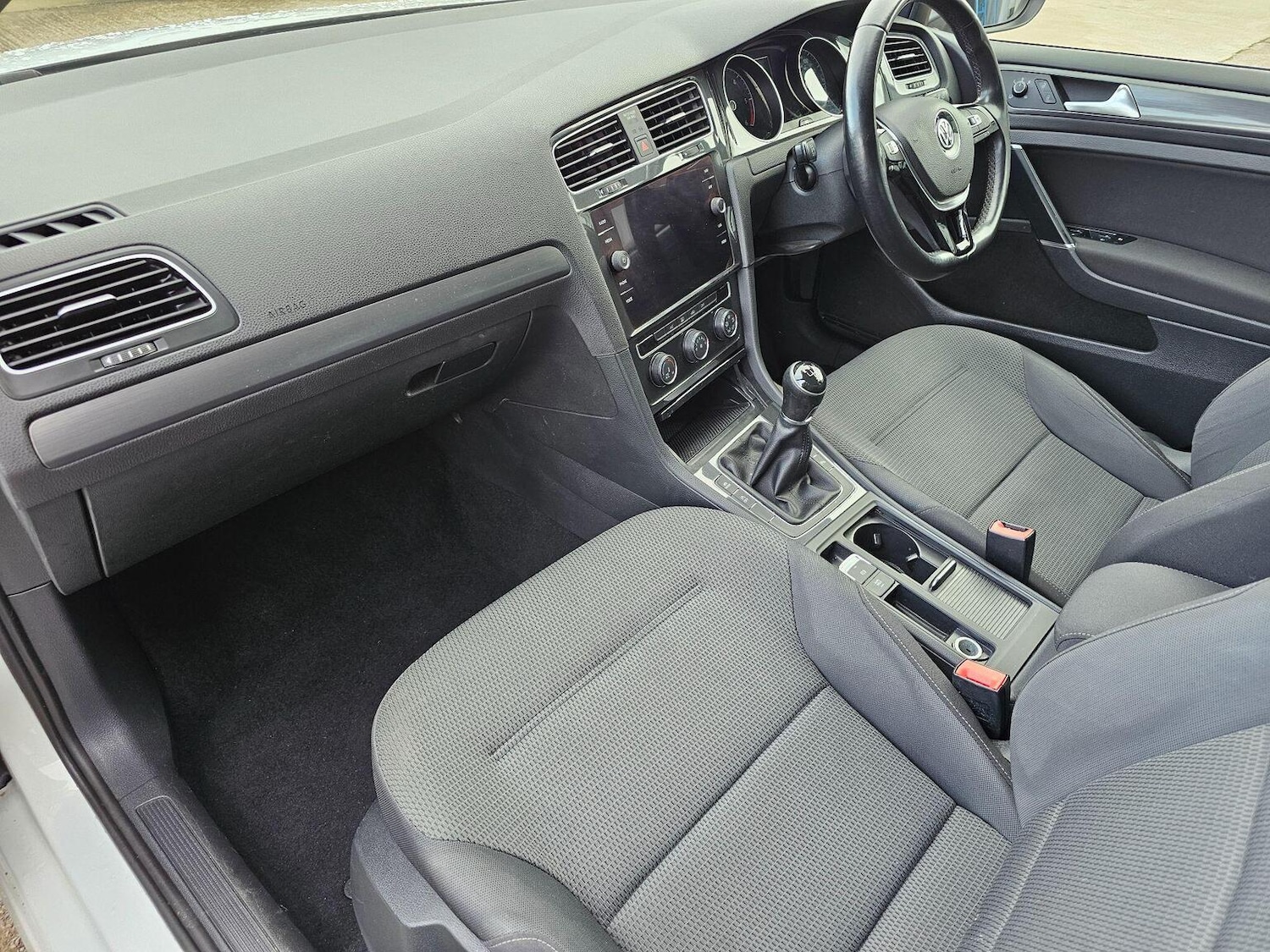 Used Volkswagen Golf 2019 for sale - 78117180: Photo 22