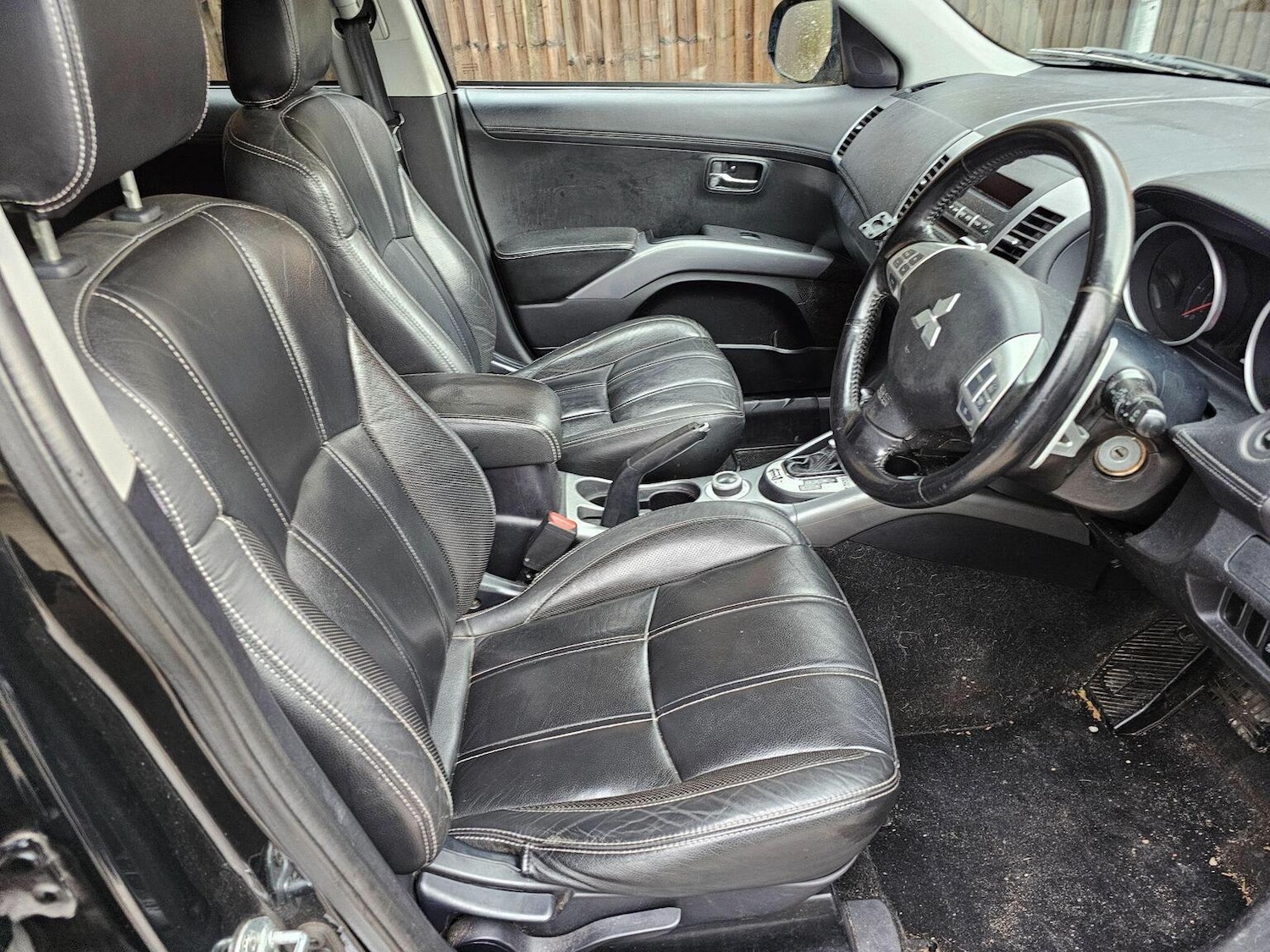 Used Mitsubishi Outlander 2010 for sale - 77107741: Photo 9