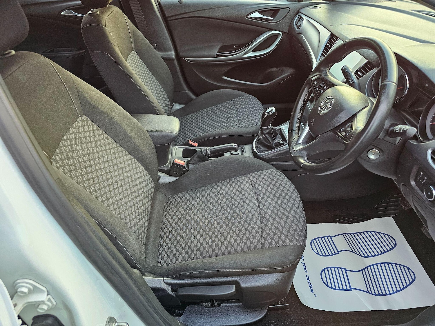 Used Vauxhall Astra 2017 for sale - 76752473: Photo 11